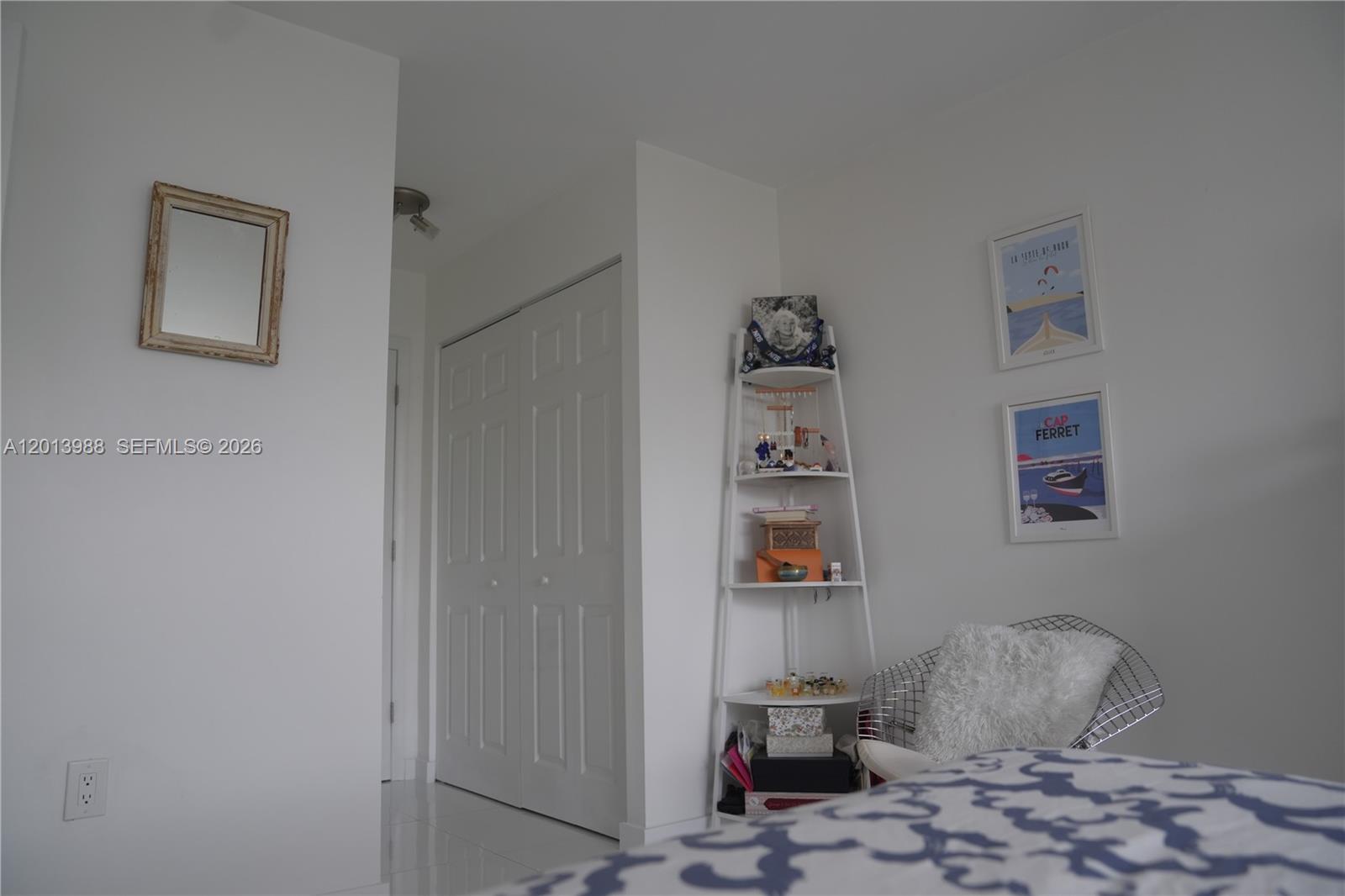 ADMIRALS PORT CONDO WEST - Residential