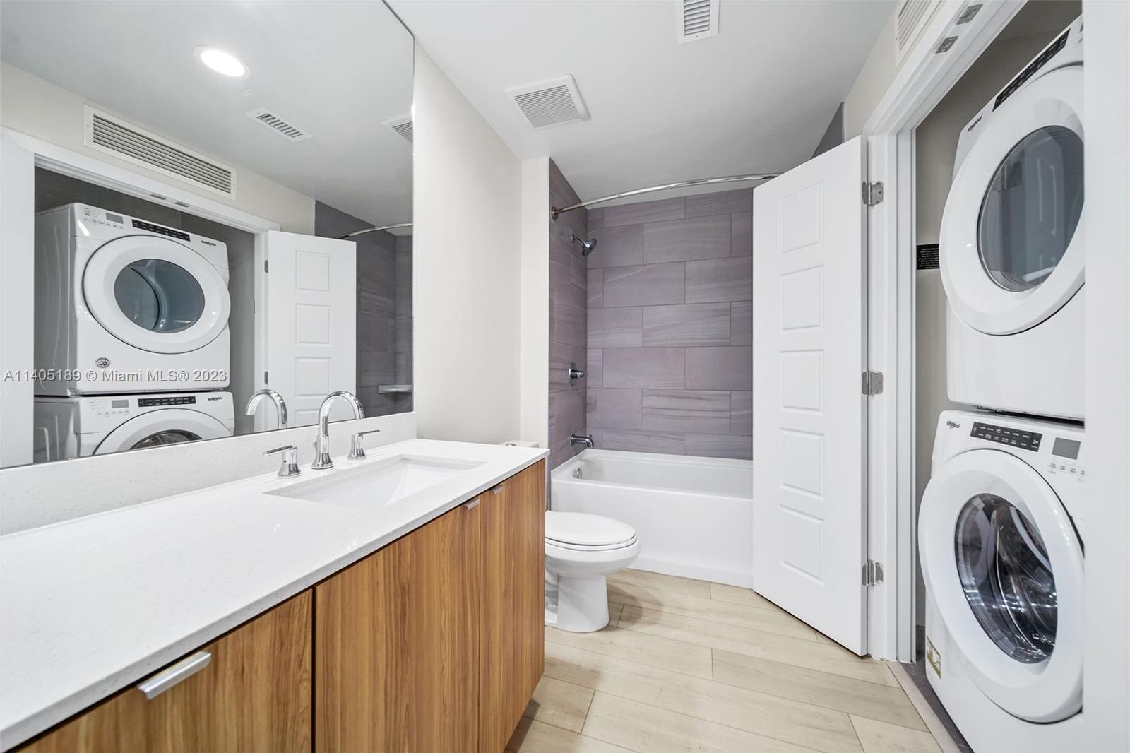 District Flagler Village - Residential Lease