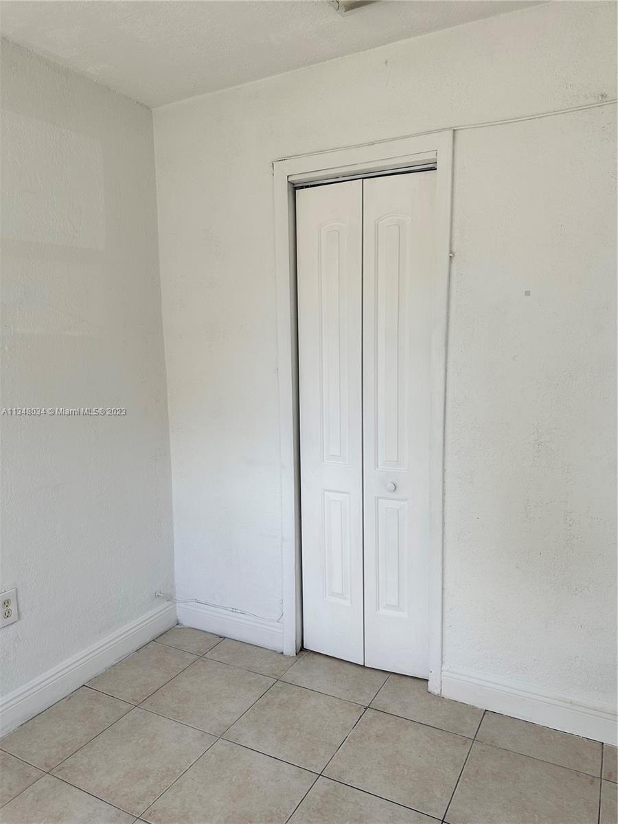AIRLINE ESTATES UNIT NO 1 - Residential Income