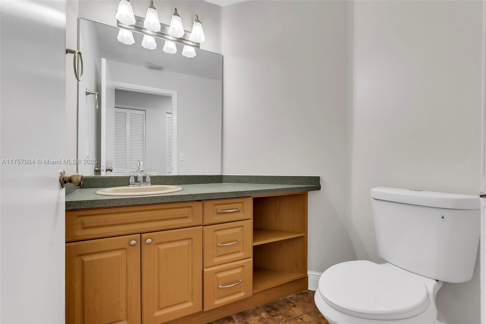 DIMENSIONS NORTH AT CHAPE - Residential