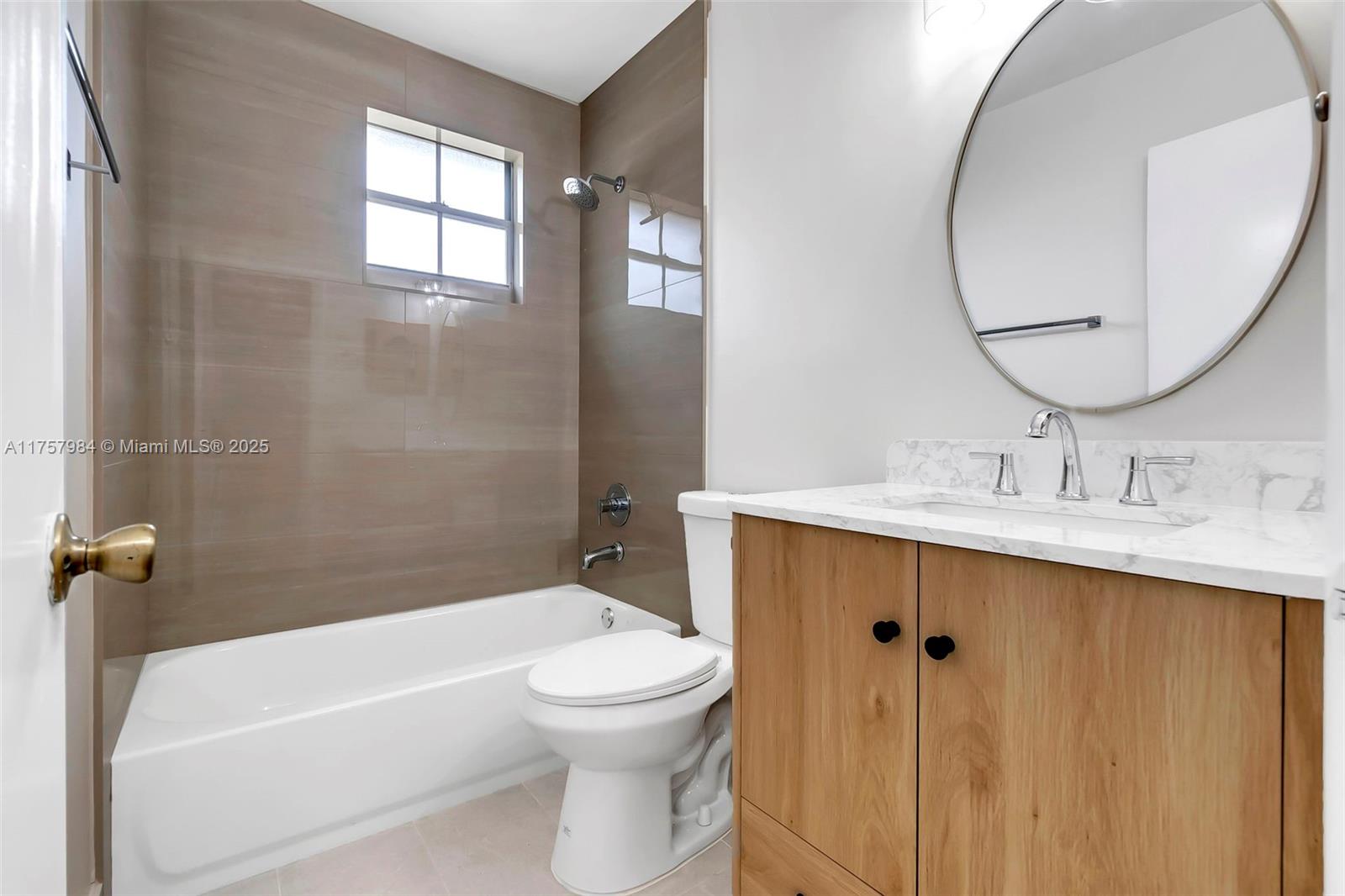 DIMENSIONS NORTH AT CHAPE - Residential