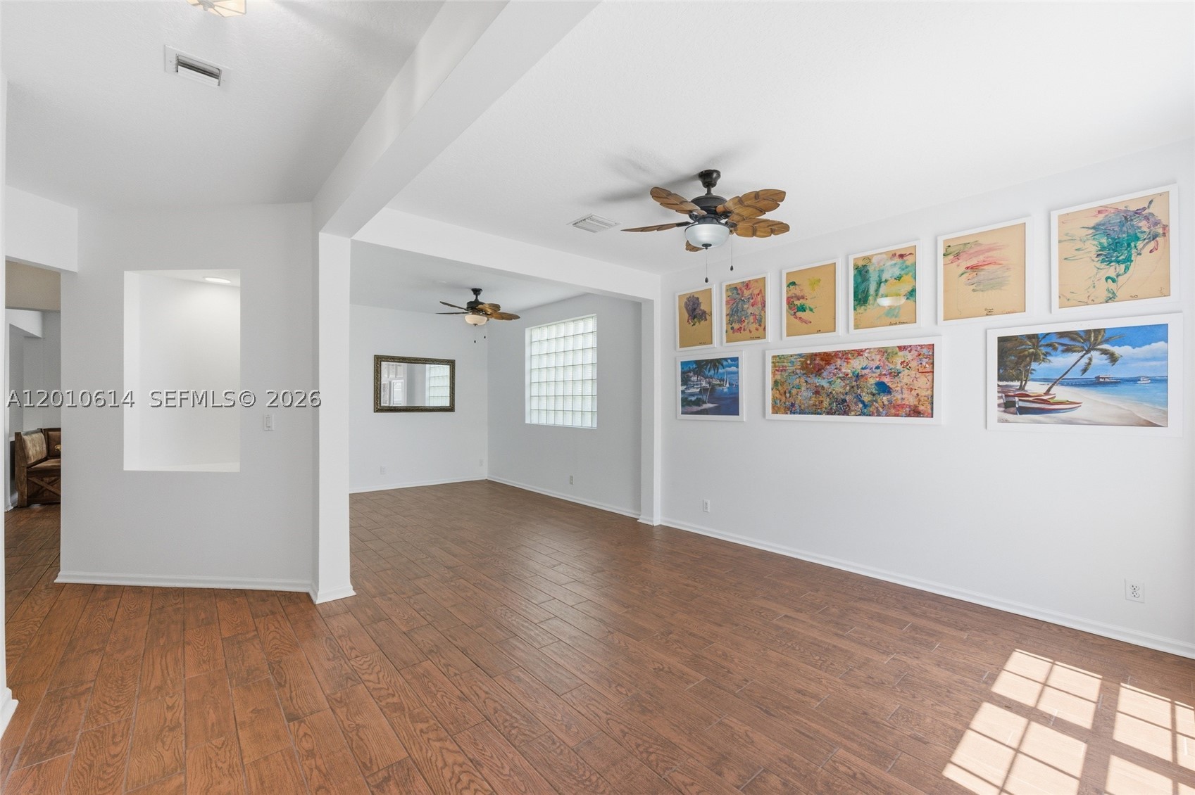 PALM POINTE - Residential
