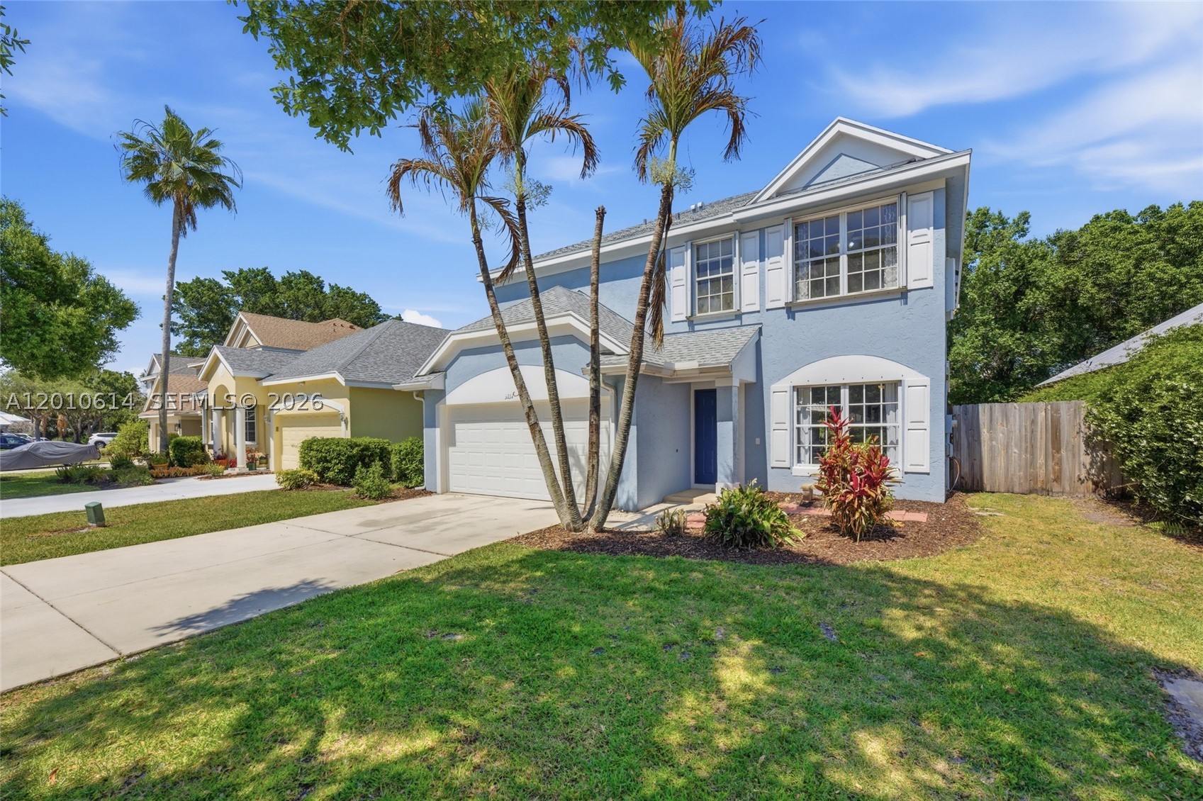 PALM POINTE - Residential