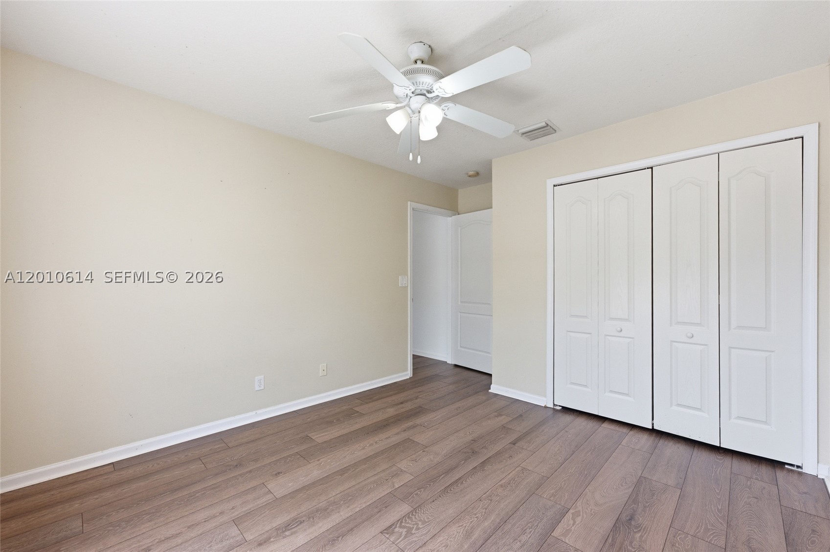 PALM POINTE - Residential