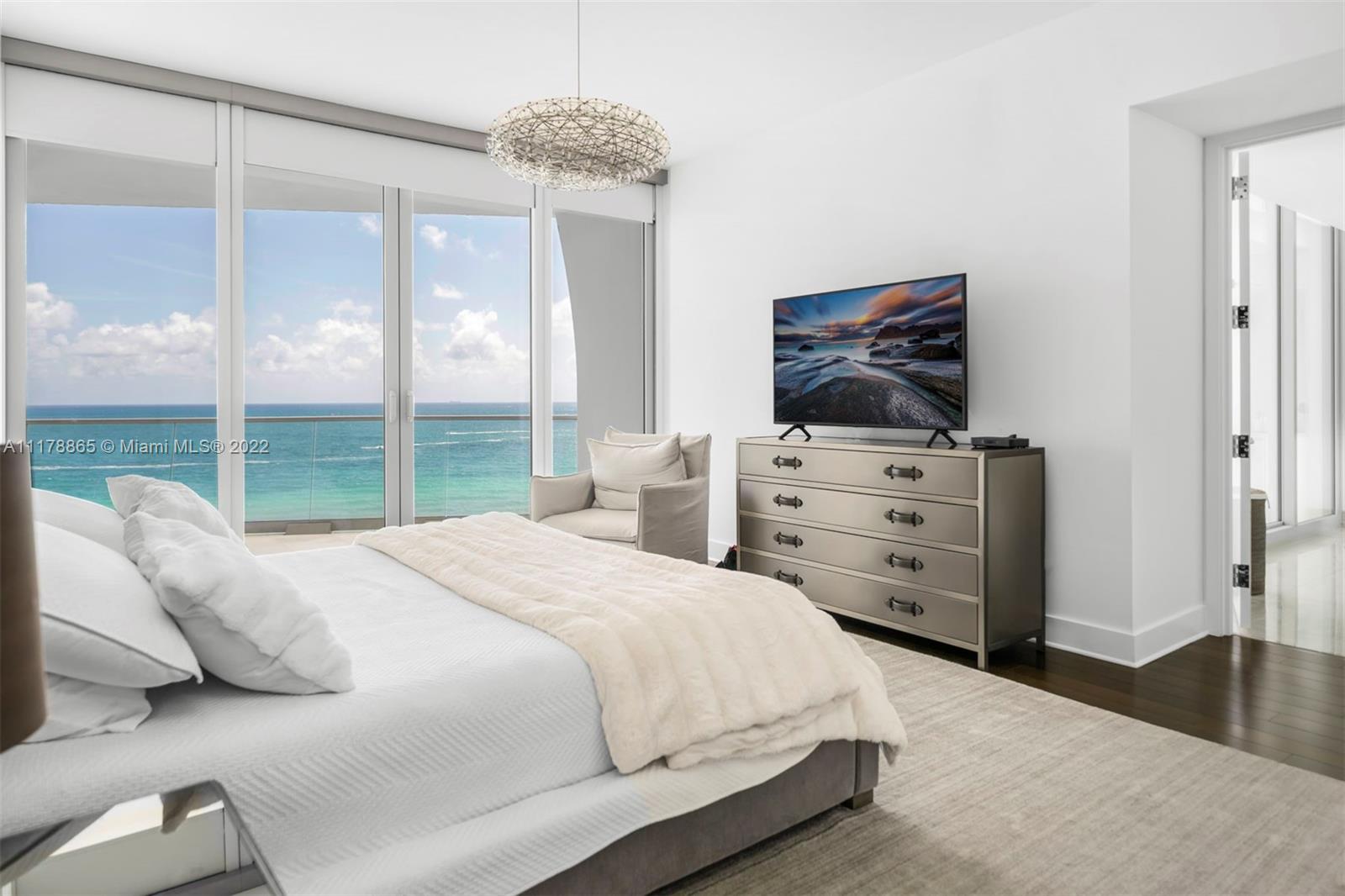 JADE SIGNATURE - Residential