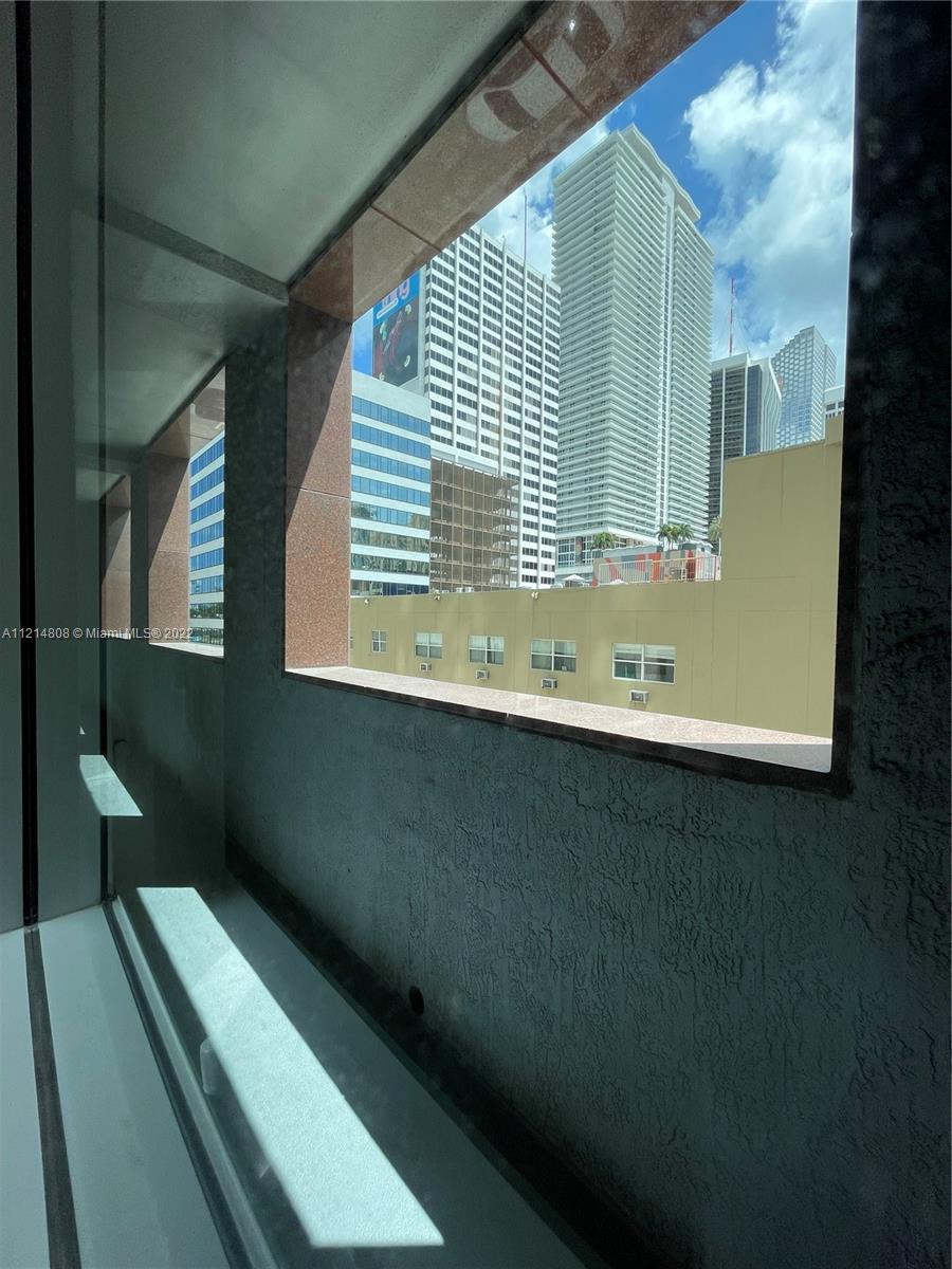 VIZCAYNE SOUTH CONDO - Residential Lease