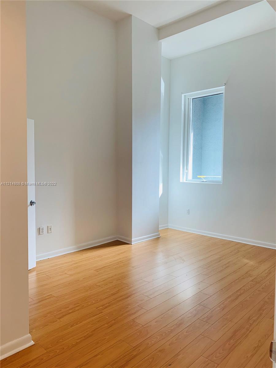 VIZCAYNE SOUTH CONDO - Residential Lease