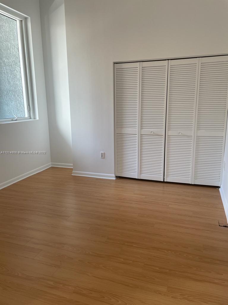 VIZCAYNE SOUTH CONDO - Residential Lease