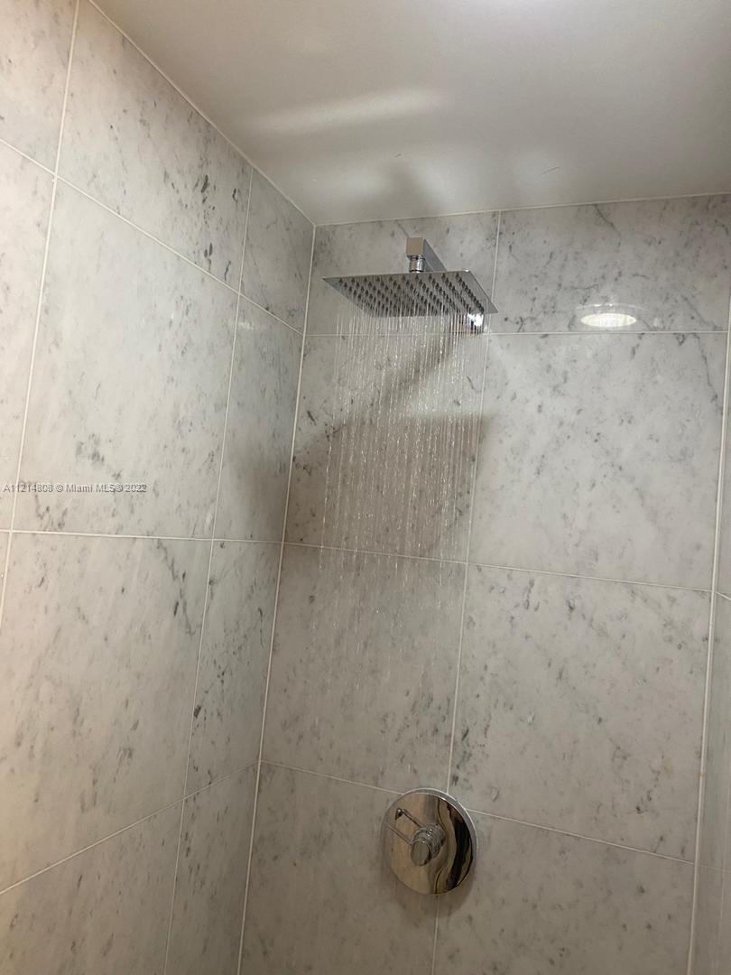 VIZCAYNE SOUTH CONDO - Residential Lease