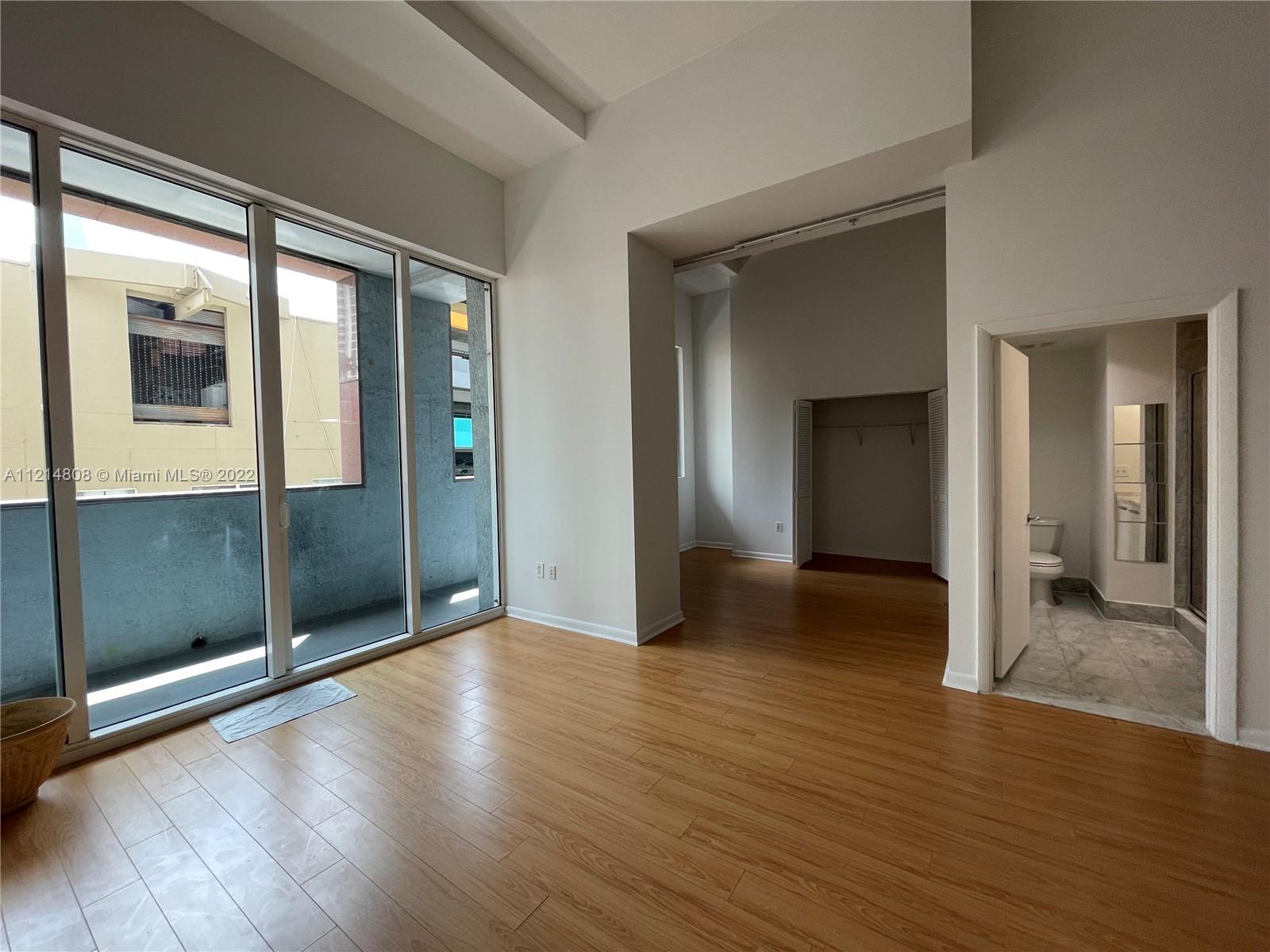 VIZCAYNE SOUTH CONDO - Residential Lease