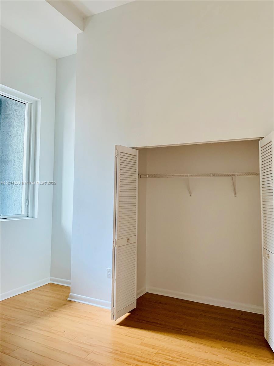 VIZCAYNE SOUTH CONDO - Residential Lease