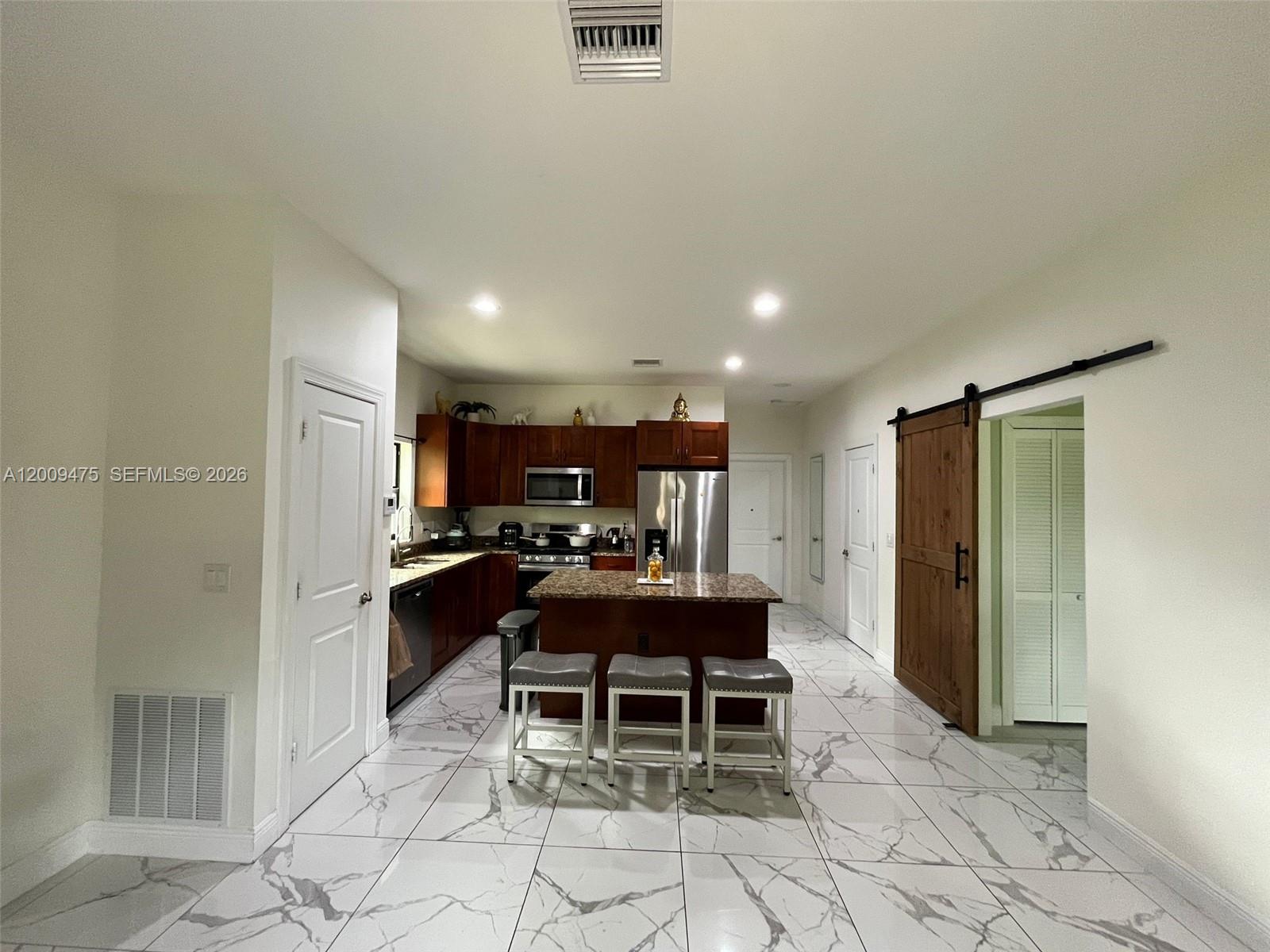 GOLDEN GATE EST UNIT 70 - Residential