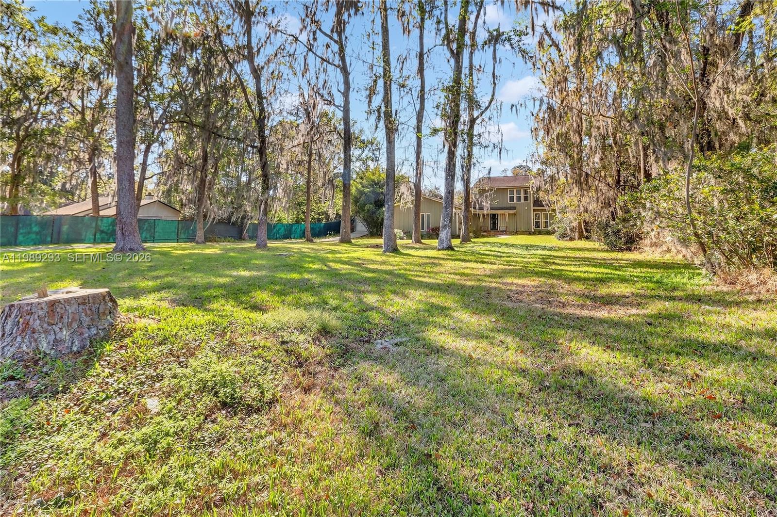 BUCKINGHAM EAST #1 - Residential