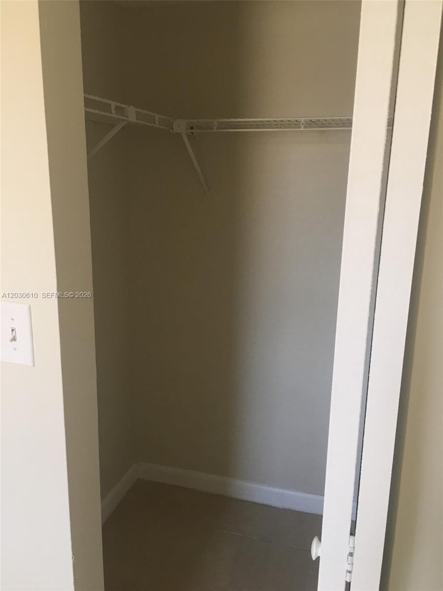 TOWNHOUSE VILLAGE CONDO - Residential Lease