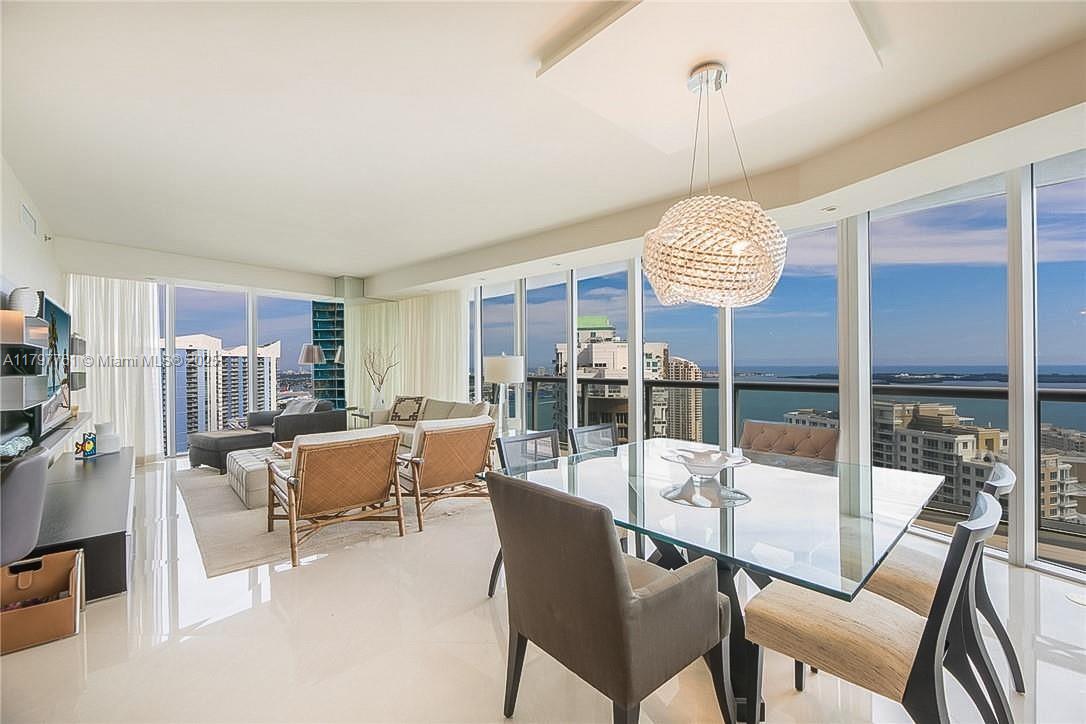 ICONBRICKELL CONDO NO 1 - Residential