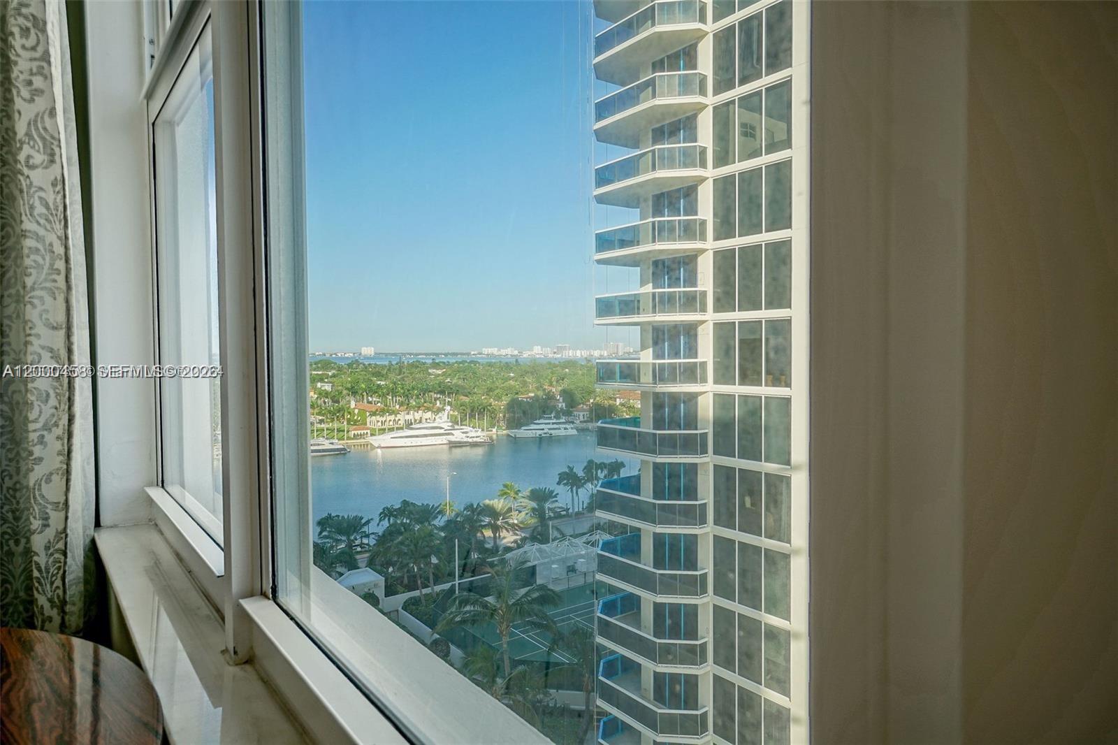 MIMOSA CONDO - Residential