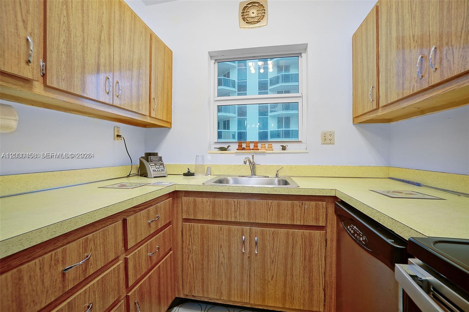 MIMOSA CONDO - Residential