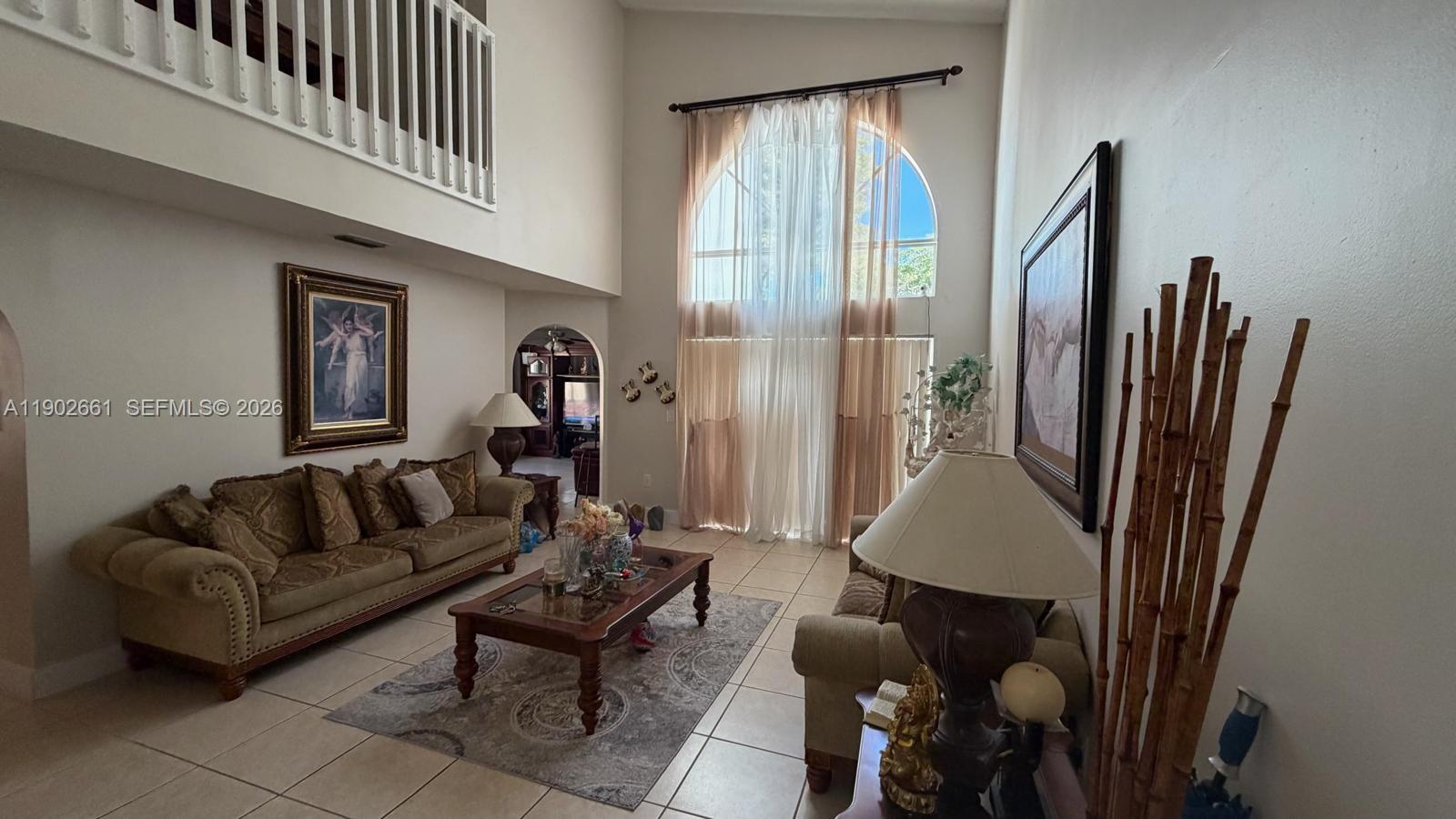 OAK CREEK - Residential