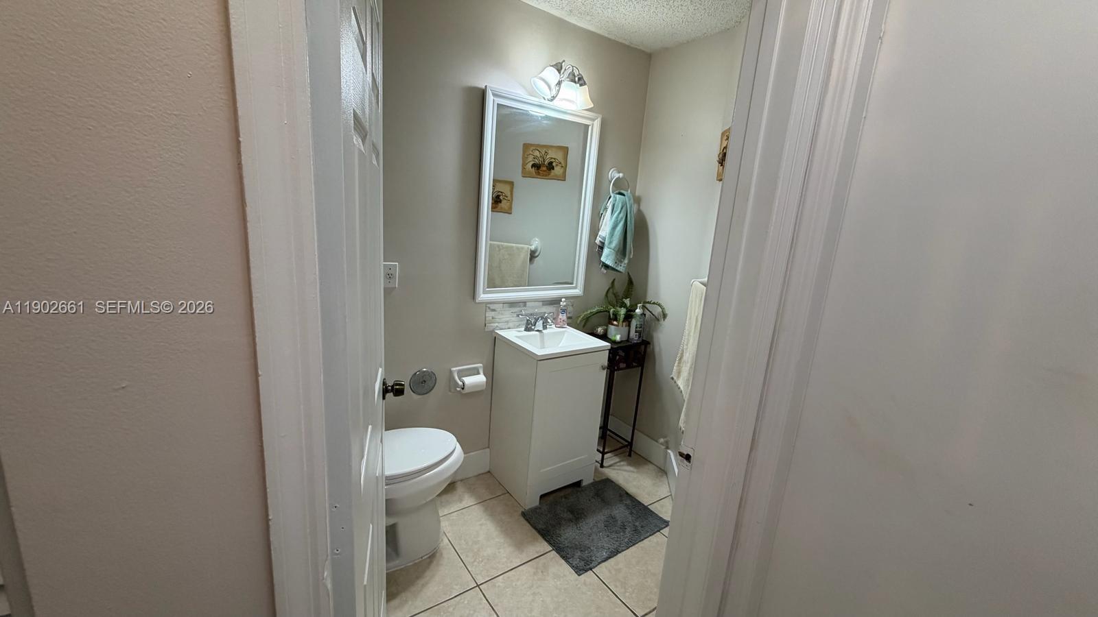 OAK CREEK - Residential