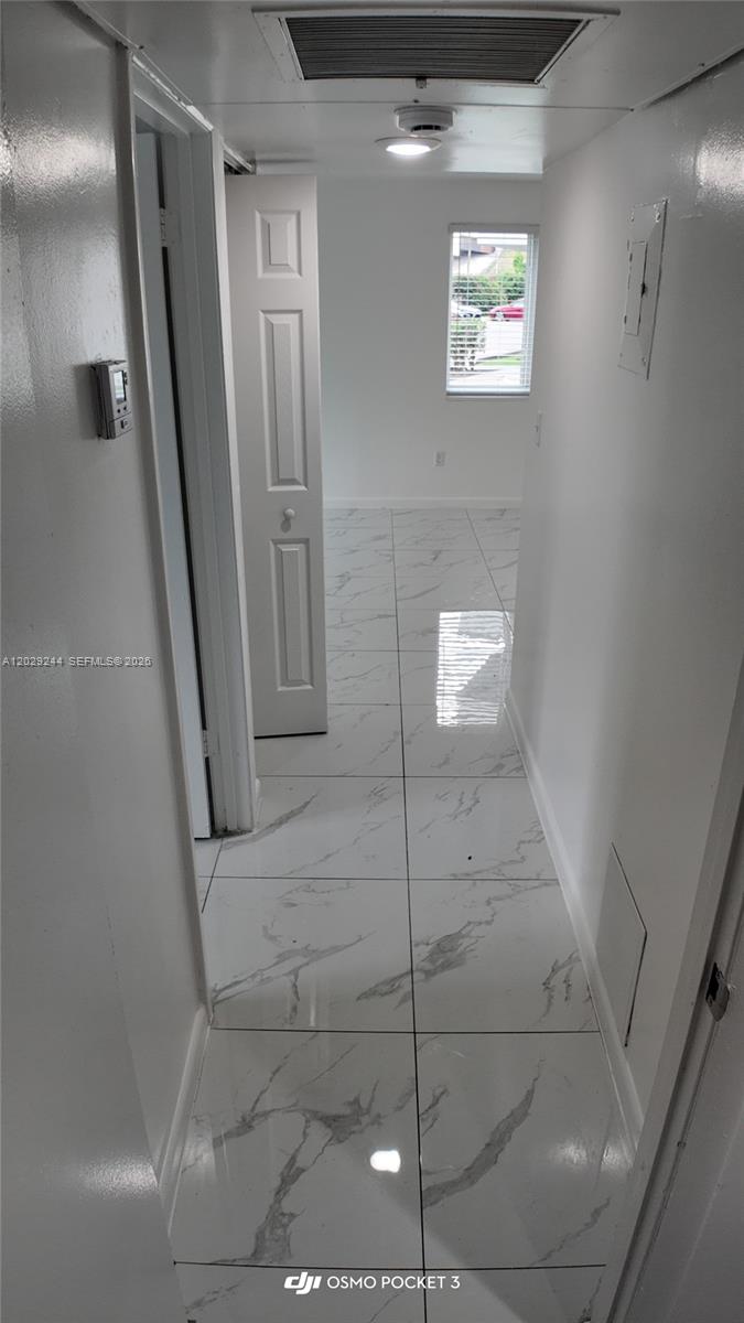 A A DOOLEY SUB - Residential Lease