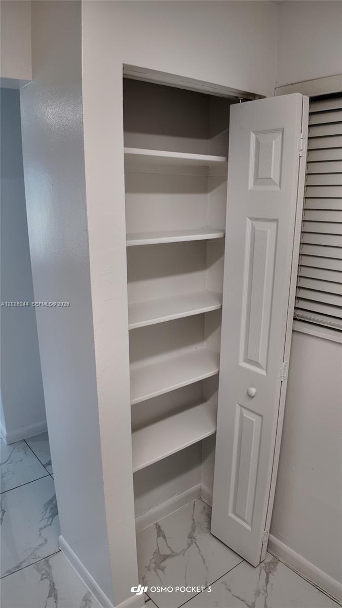 A A DOOLEY SUB - Residential Lease