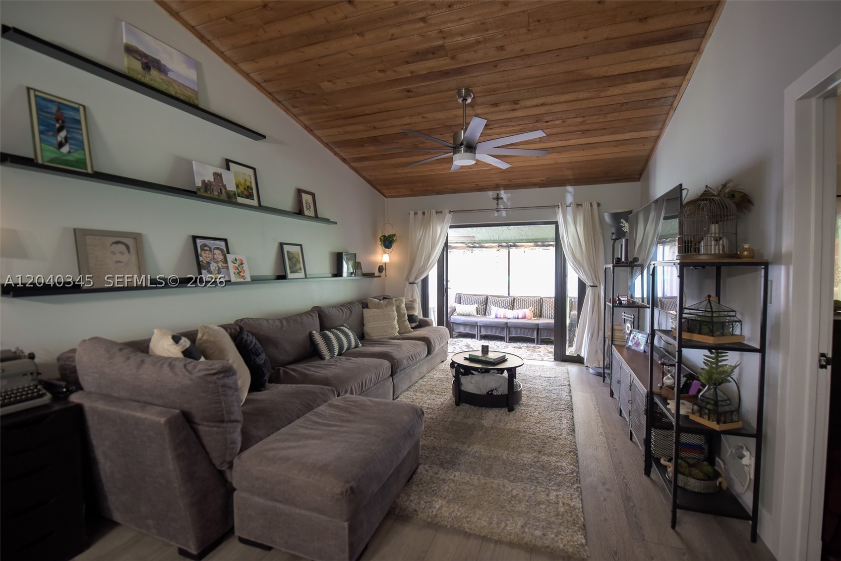 MAPLELEAF PATIO VILLAS AT - Residential