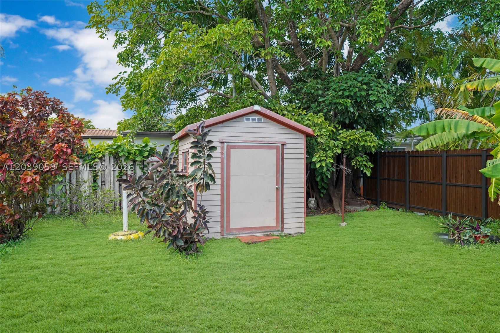 Coral Park - Residential