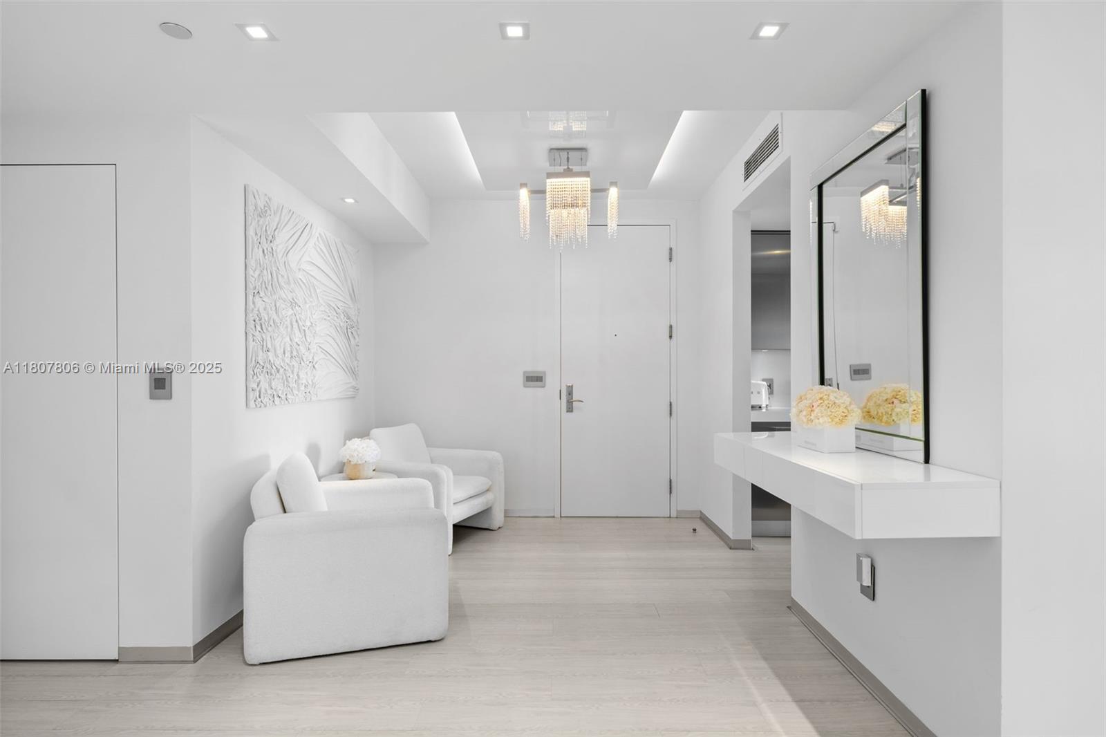THE PENINSULA II CONDO - Residential