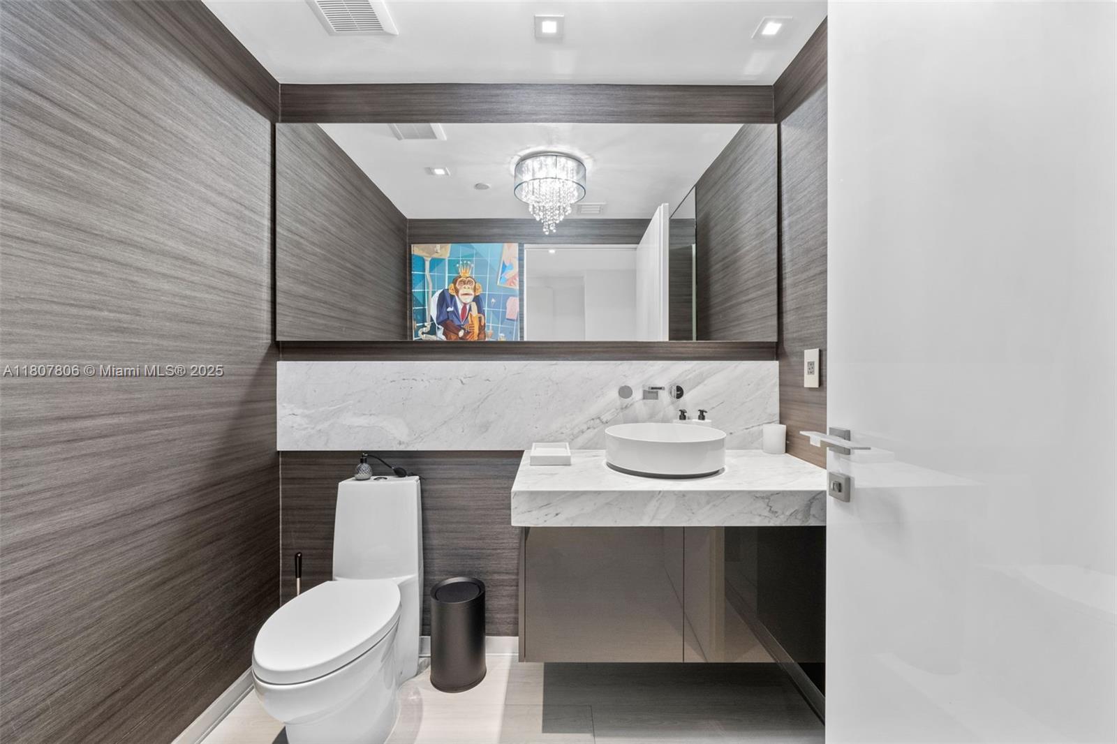 THE PENINSULA II CONDO - Residential