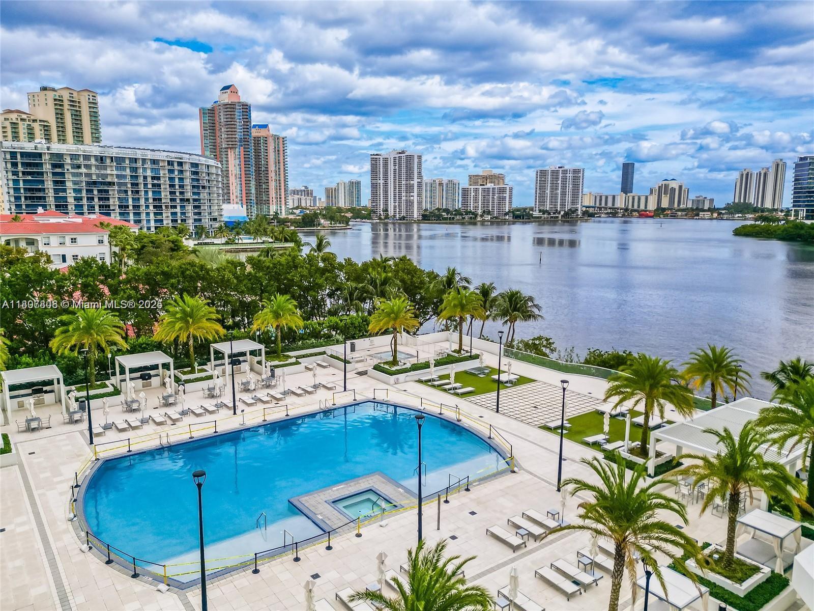 THE PENINSULA II CONDO - Residential