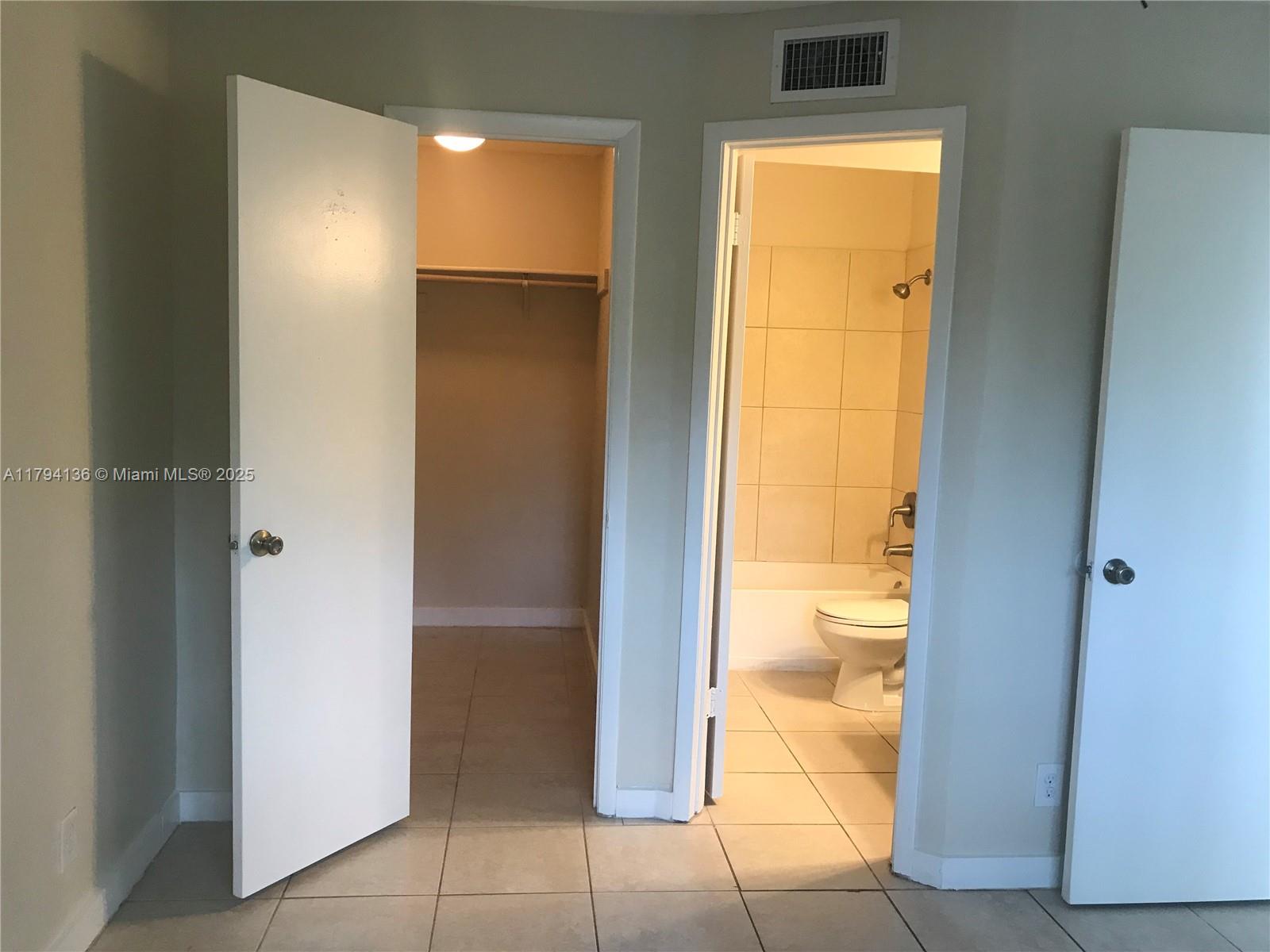 PRESERVE AT AVERY LAKES - Residential Lease