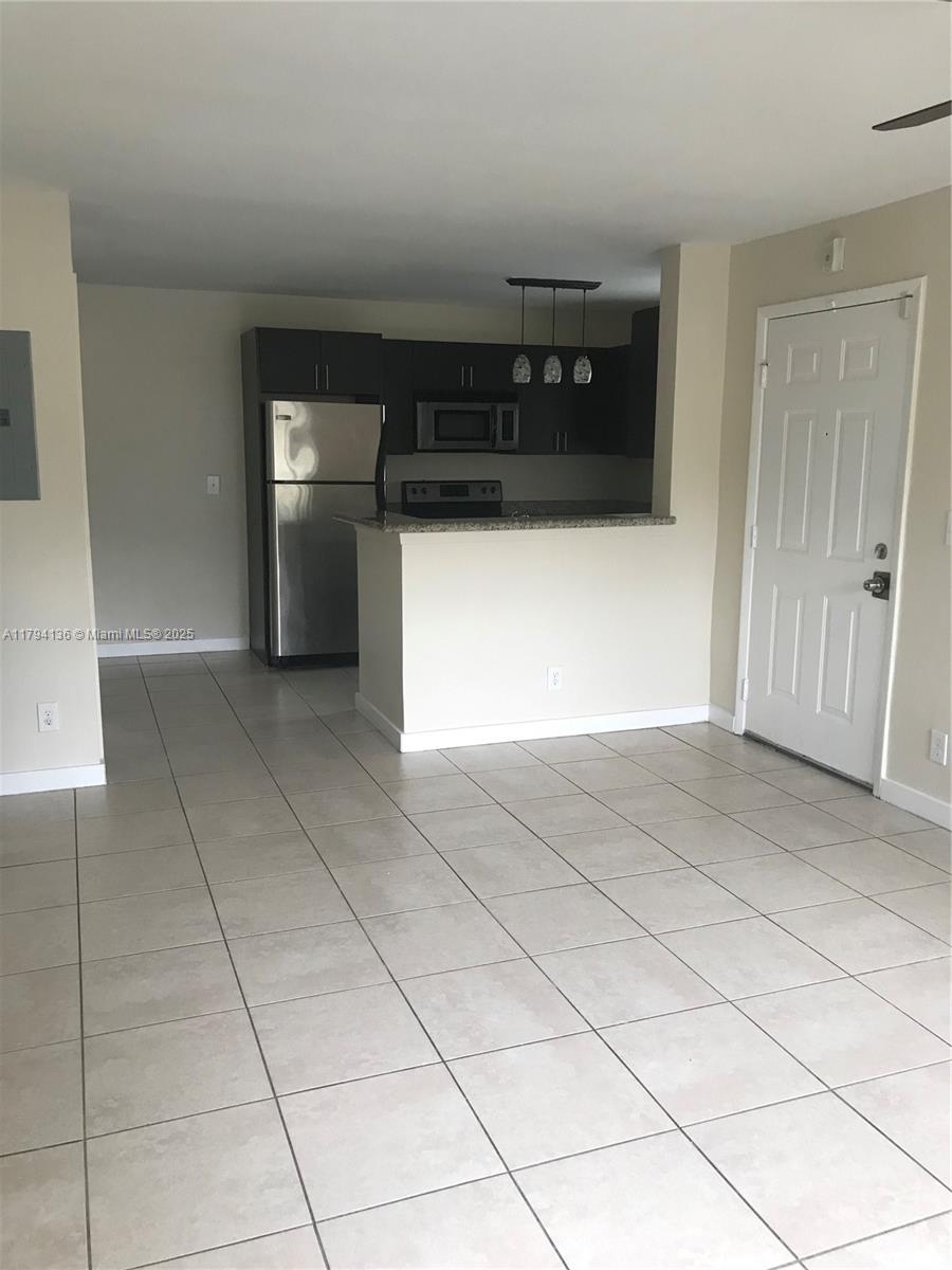 PRESERVE AT AVERY LAKES - Residential Lease