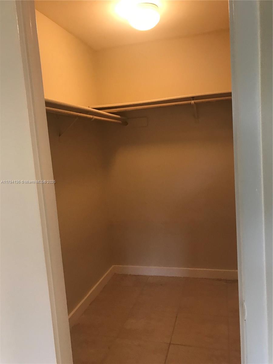 PRESERVE AT AVERY LAKES - Residential Lease
