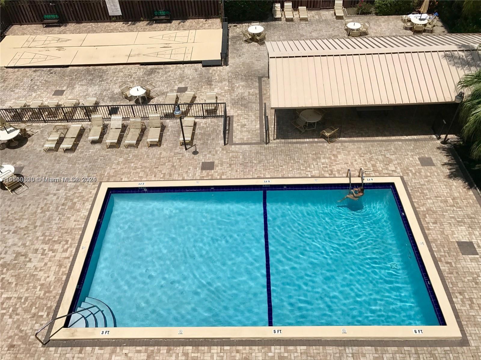 THE ISLES CONDO - Residential