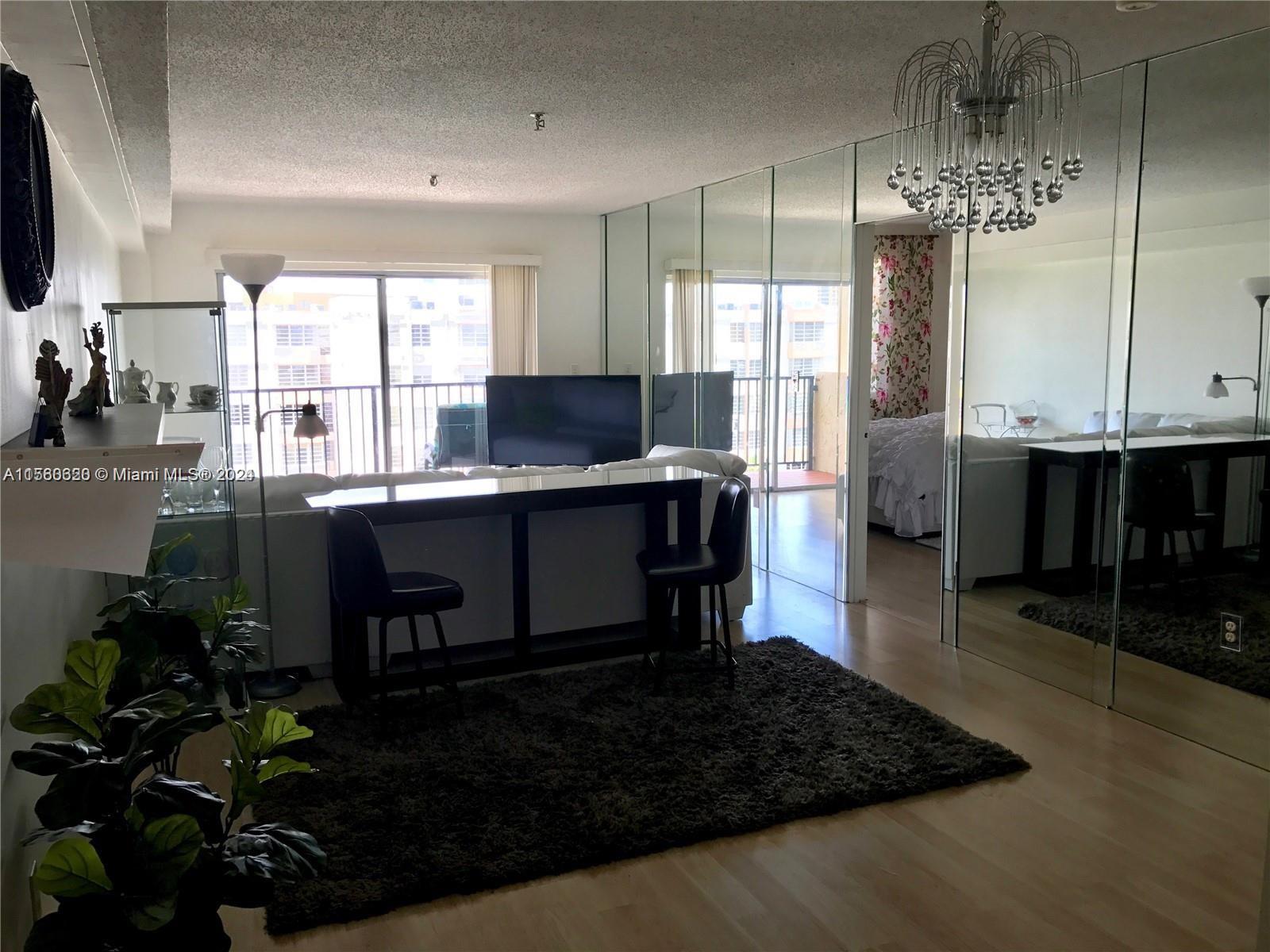 THE ISLES CONDO - Residential