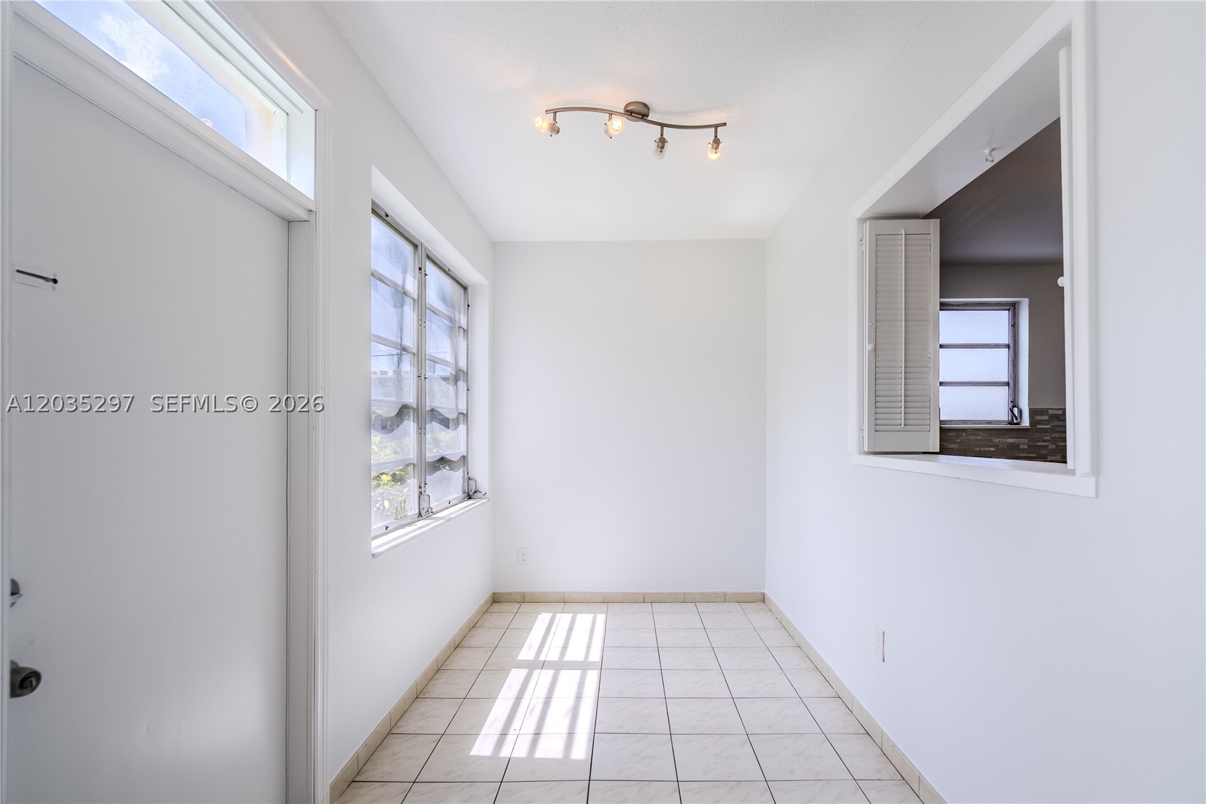 STRAND PLAZA CONDO - Residential