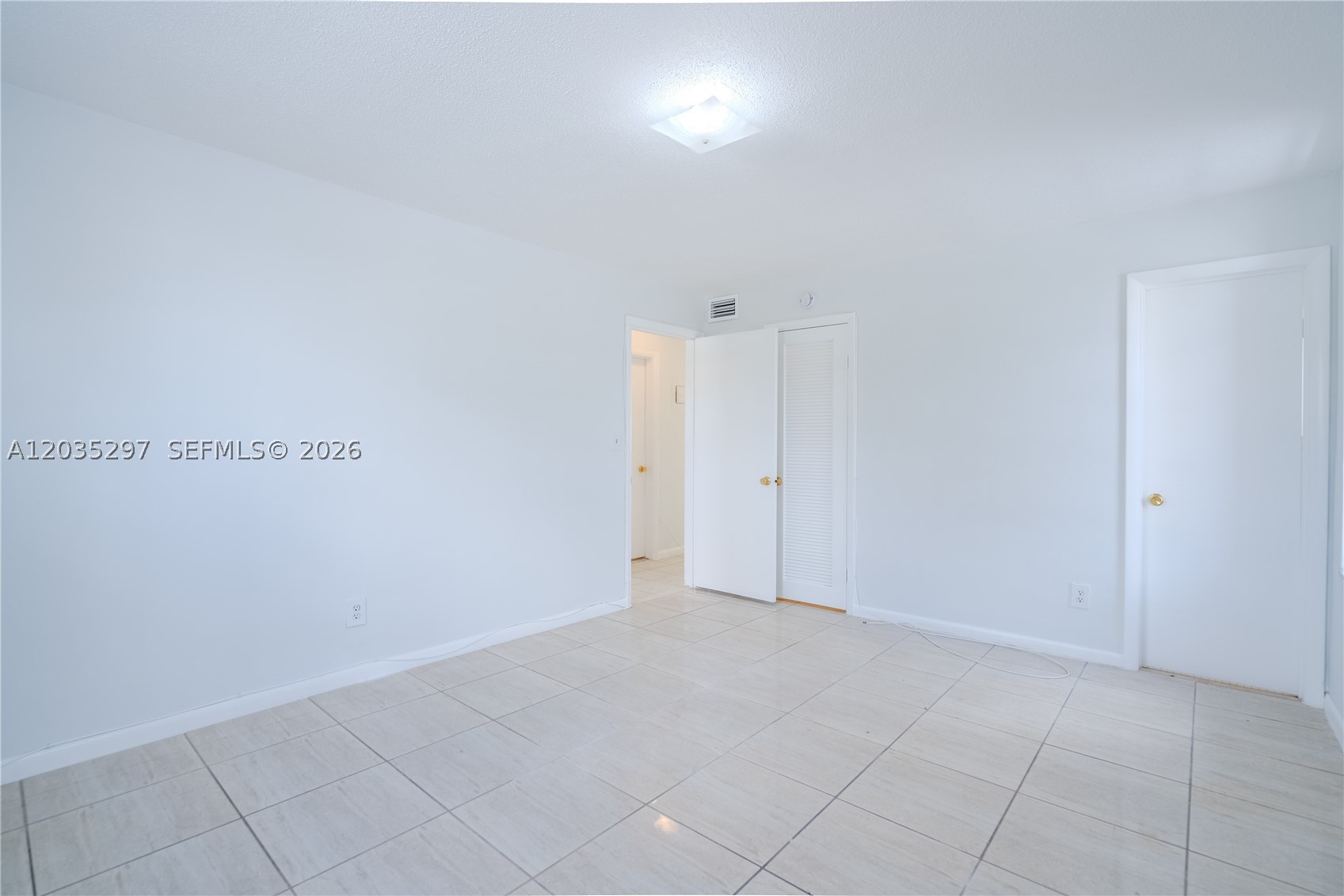 STRAND PLAZA CONDO - Residential