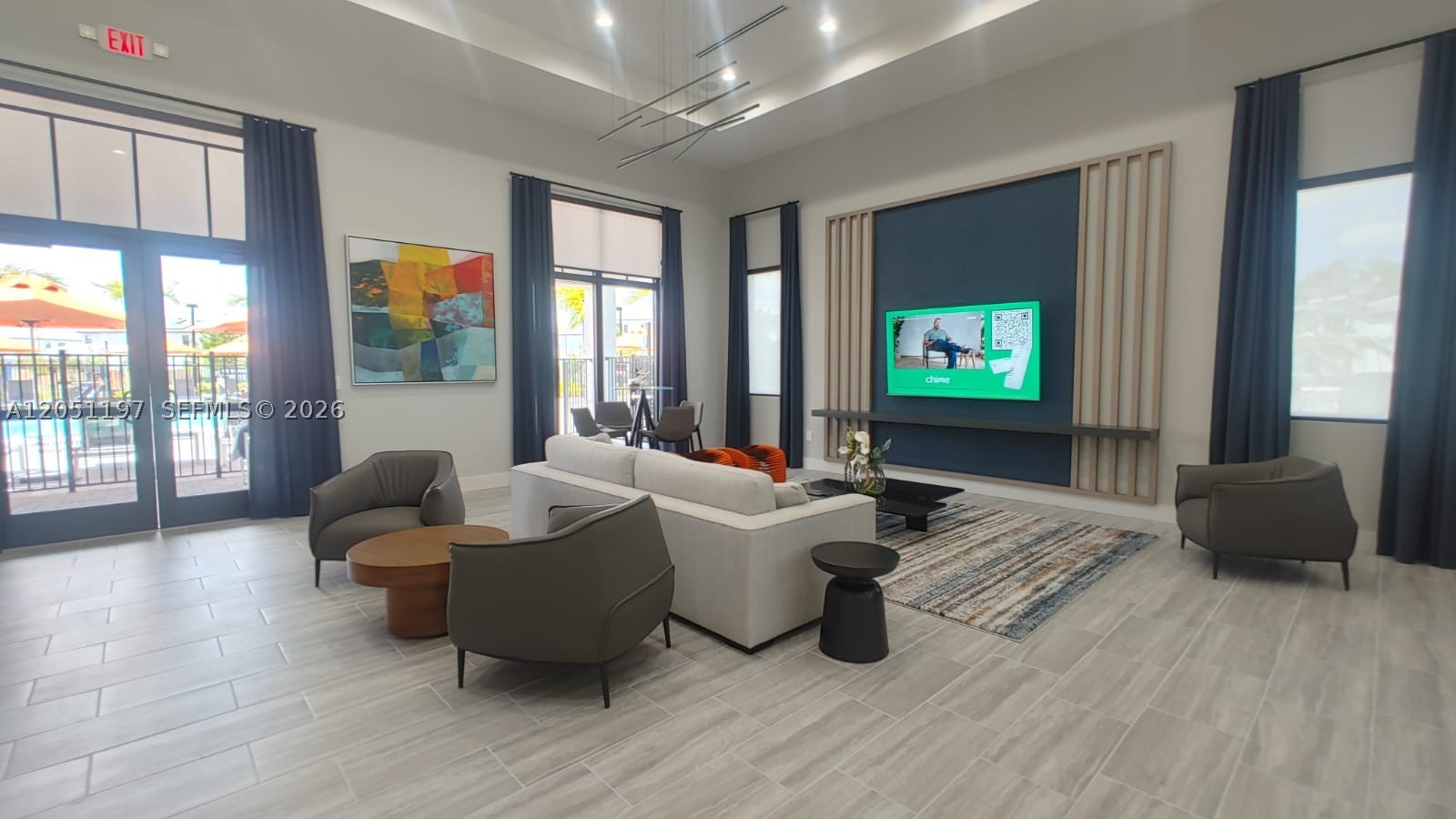 PINE ISLE - Residential