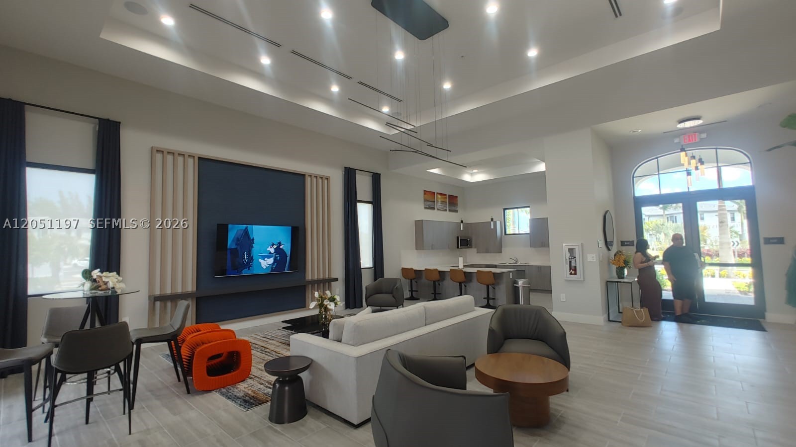 PINE ISLE - Residential