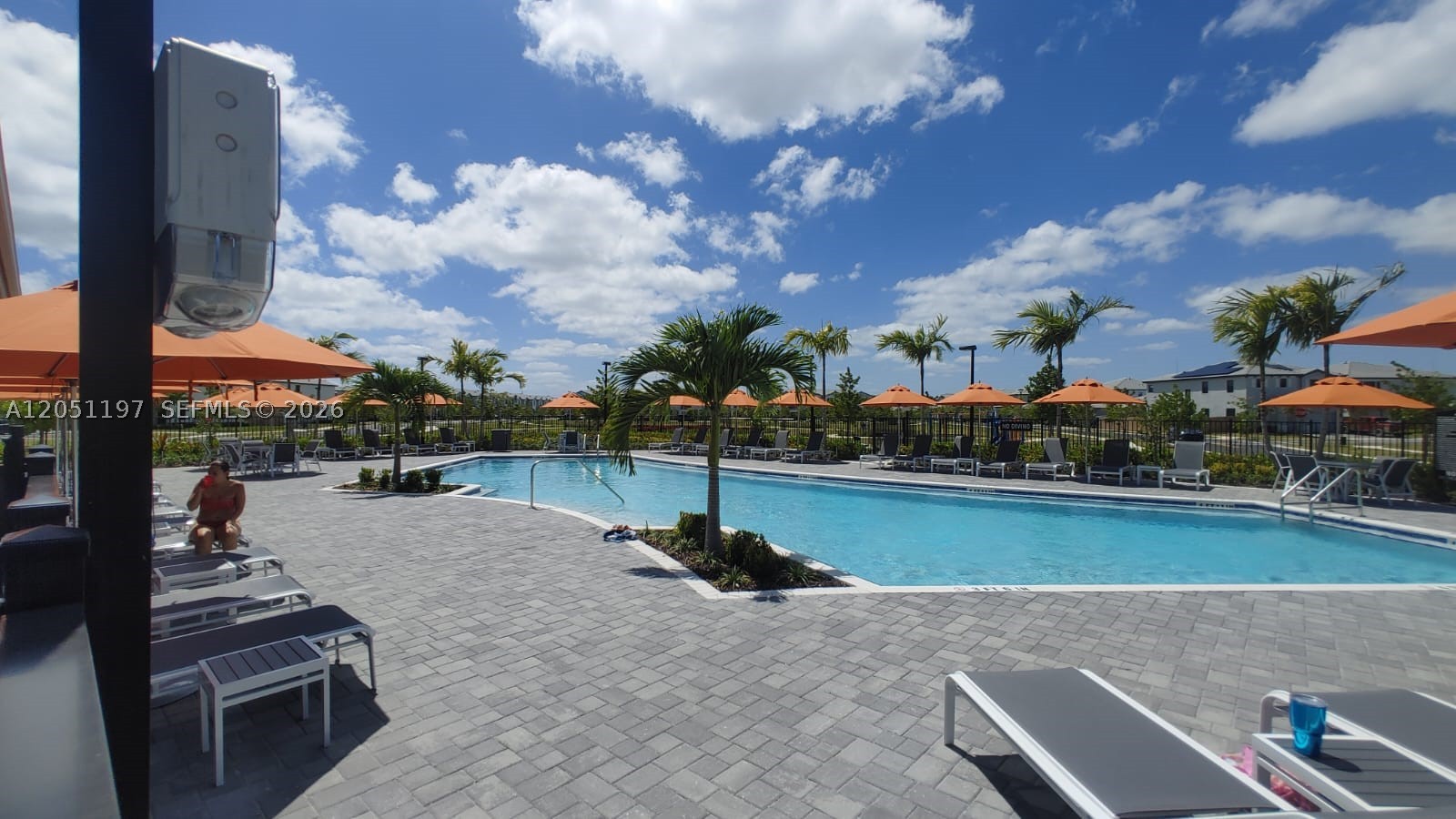 PINE ISLE - Residential