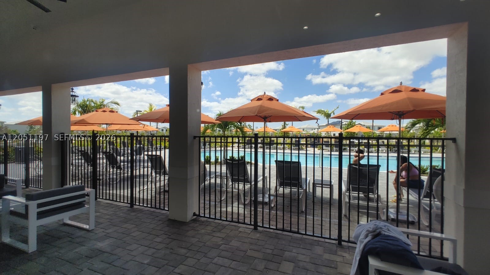 PINE ISLE - Residential