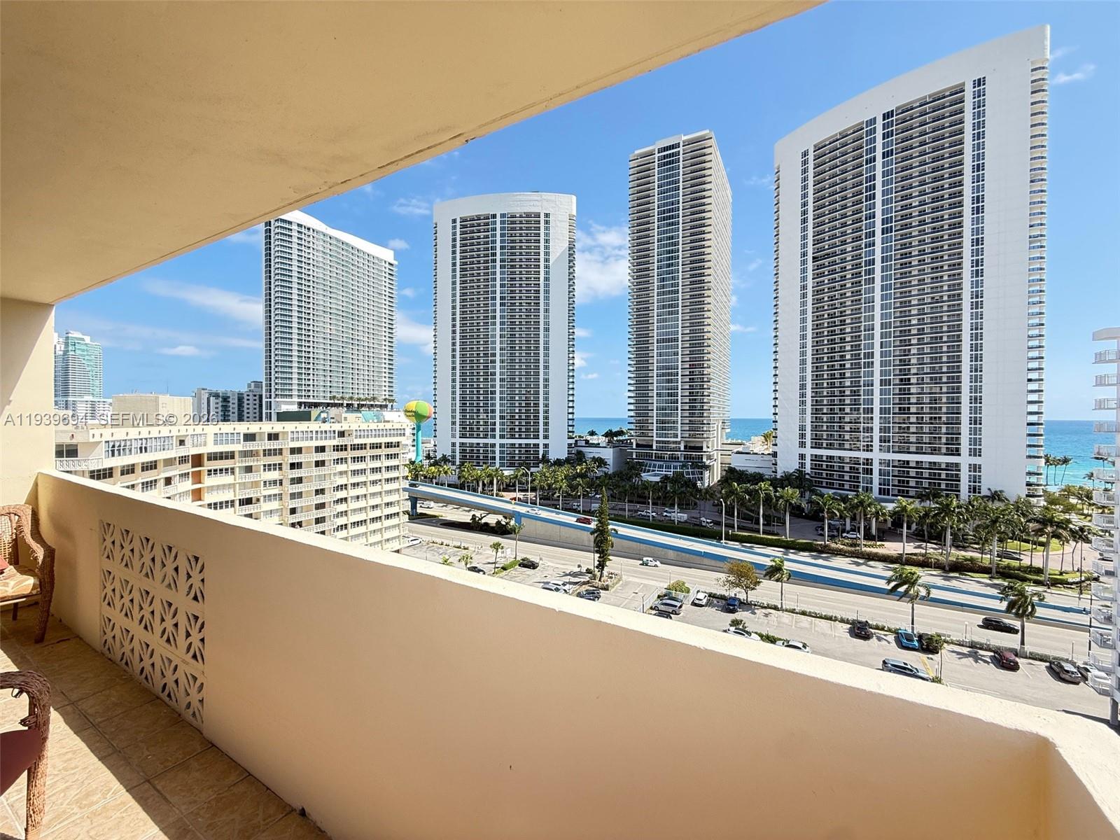 PLAZA TOWERS NORTH CONDO - Residential