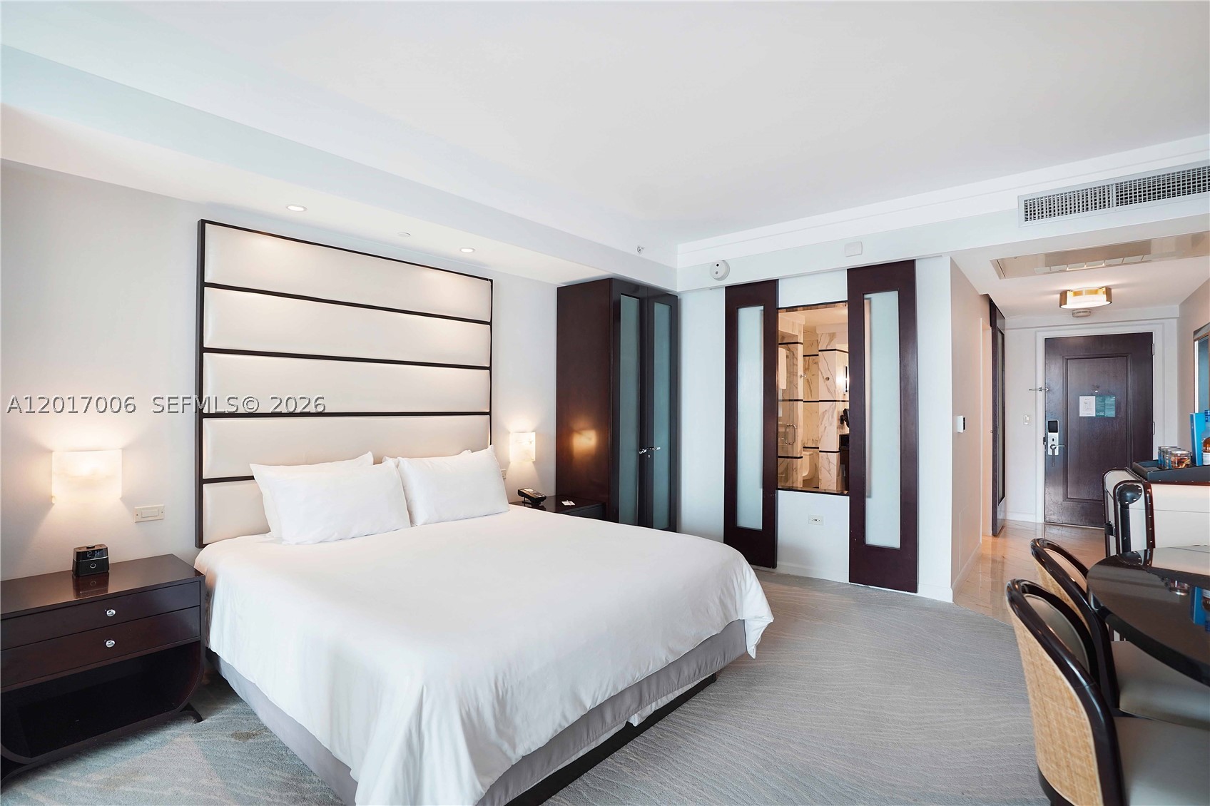 FONTAINEBLEAU III OCEAN C - Residential