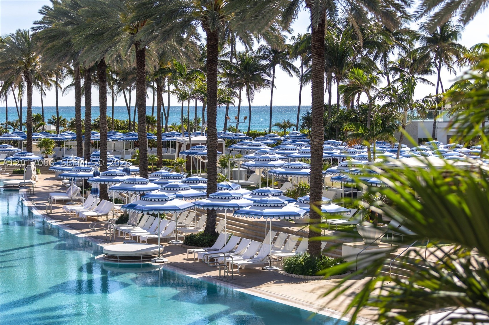 FONTAINEBLEAU III OCEAN C - Residential