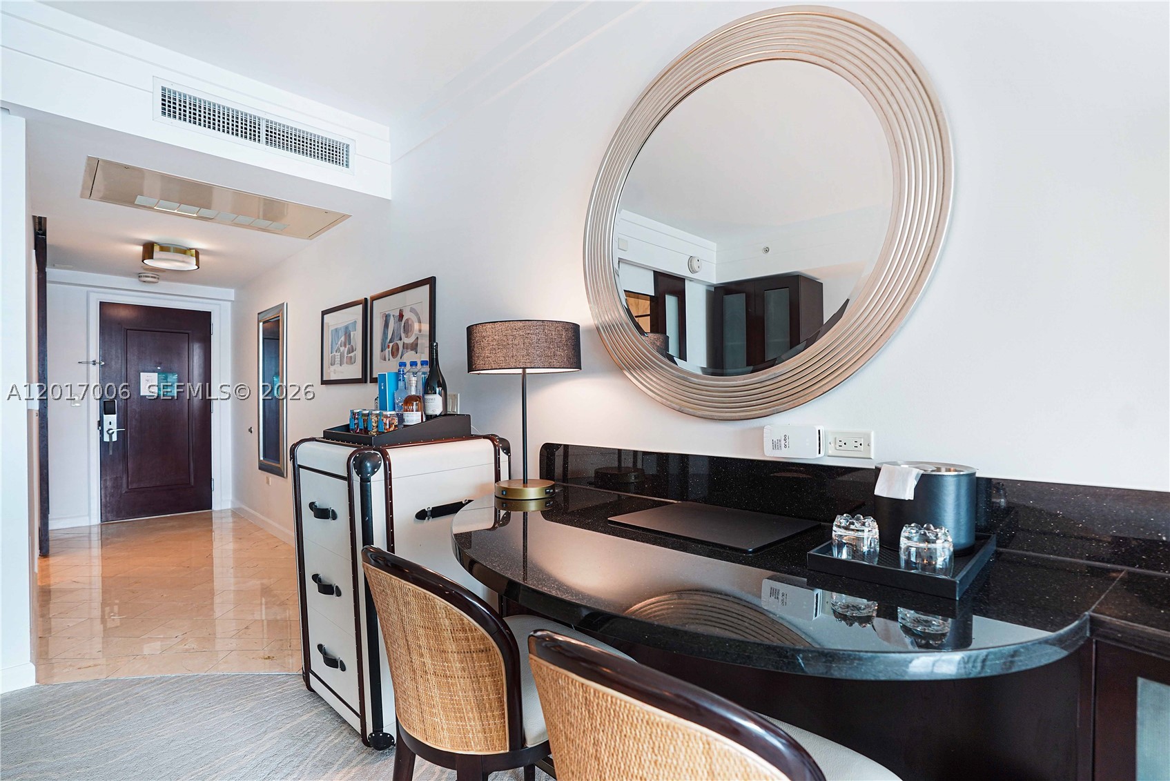 FONTAINEBLEAU III OCEAN C - Residential