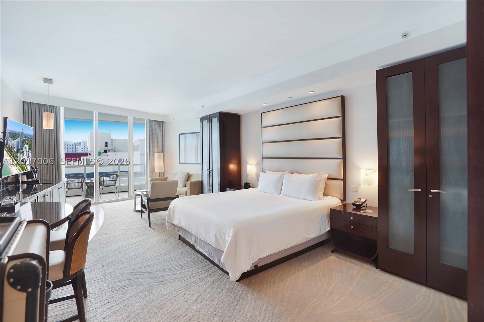 FONTAINEBLEAU III OCEAN C - Residential