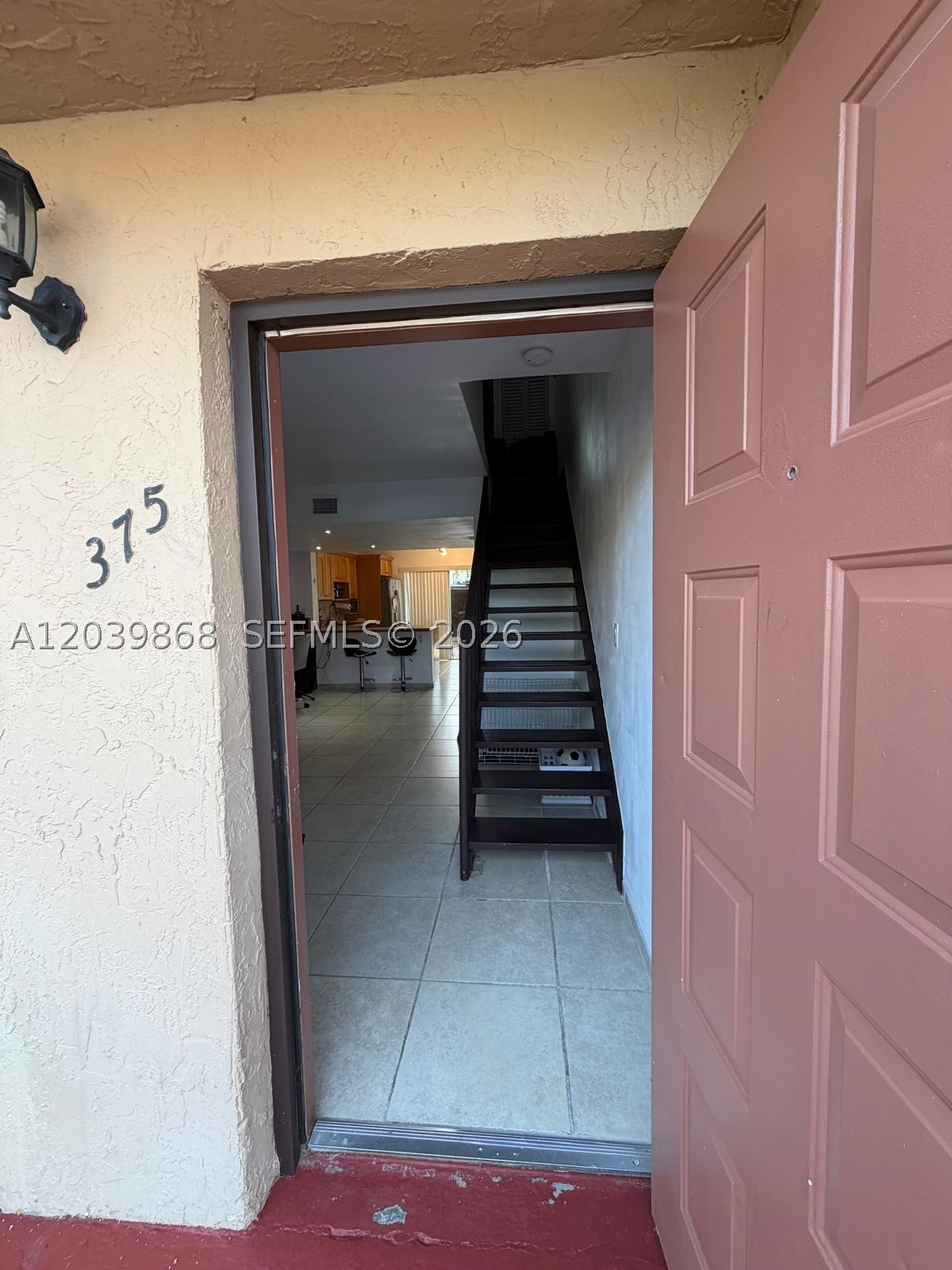 MIRA VILLAS CONDO - Residential