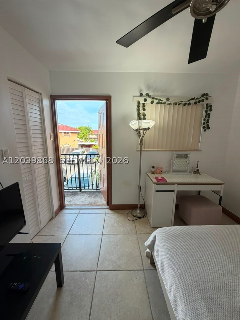 MIRA VILLAS CONDO - Residential