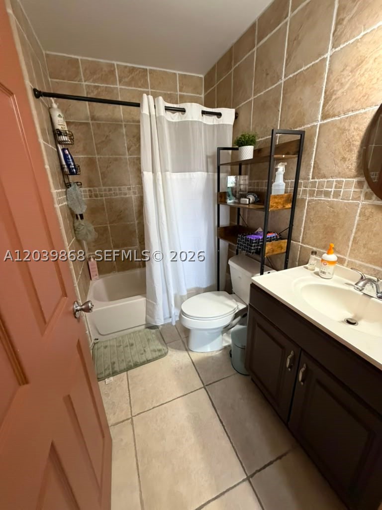 MIRA VILLAS CONDO - Residential