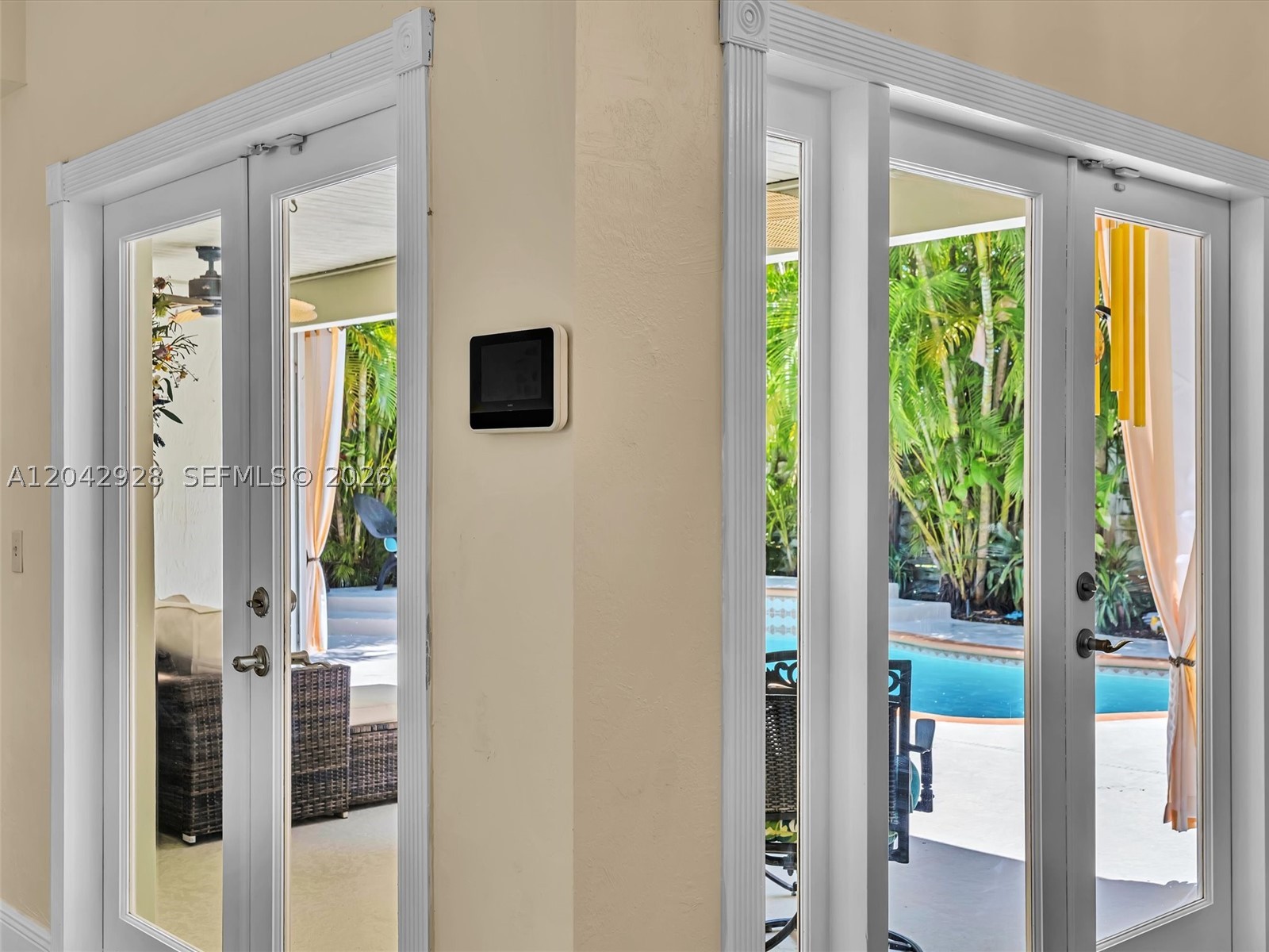 COUNTRY WALK PATIO HOMES - Residential